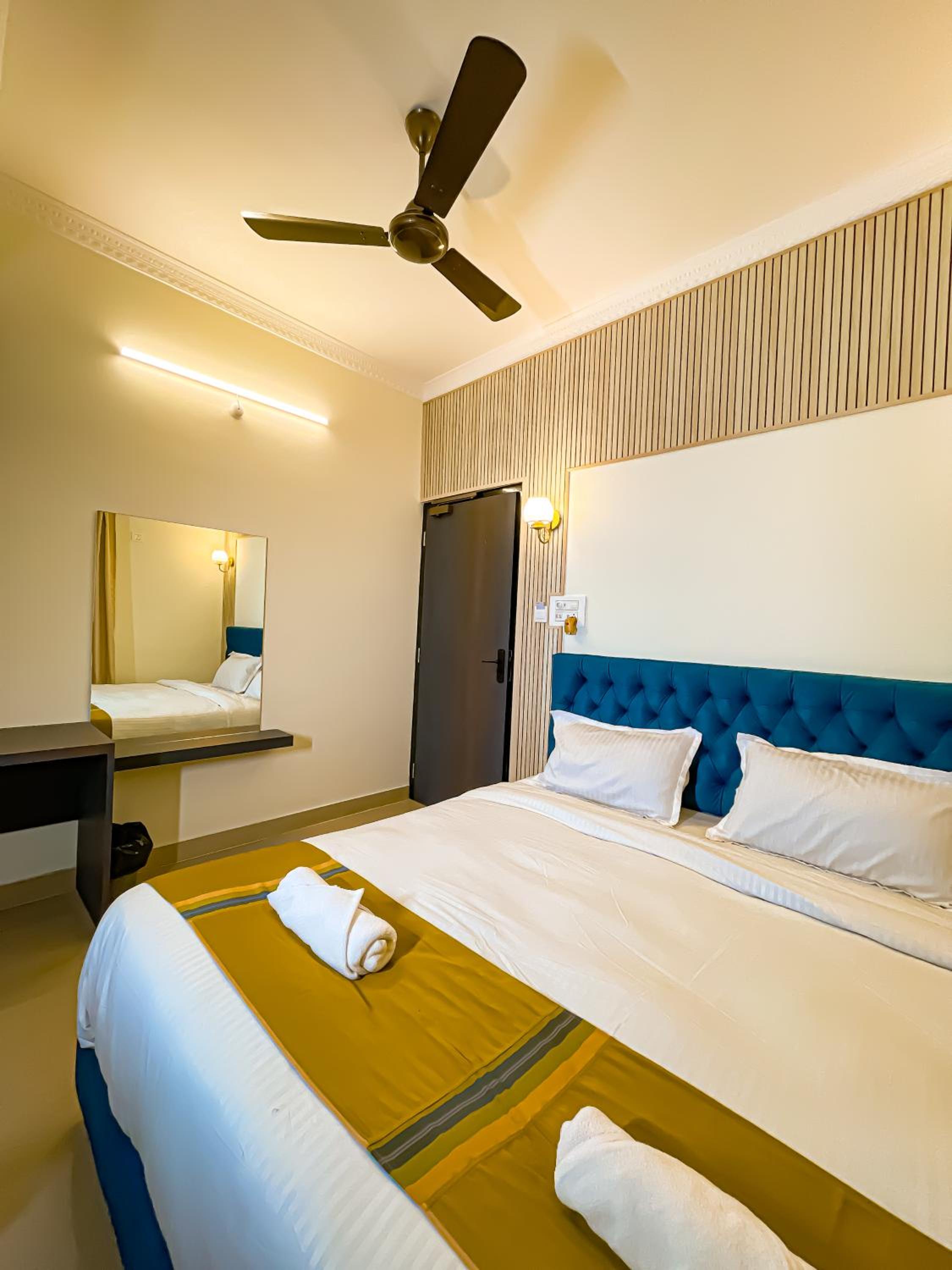 Suite - Photo 5