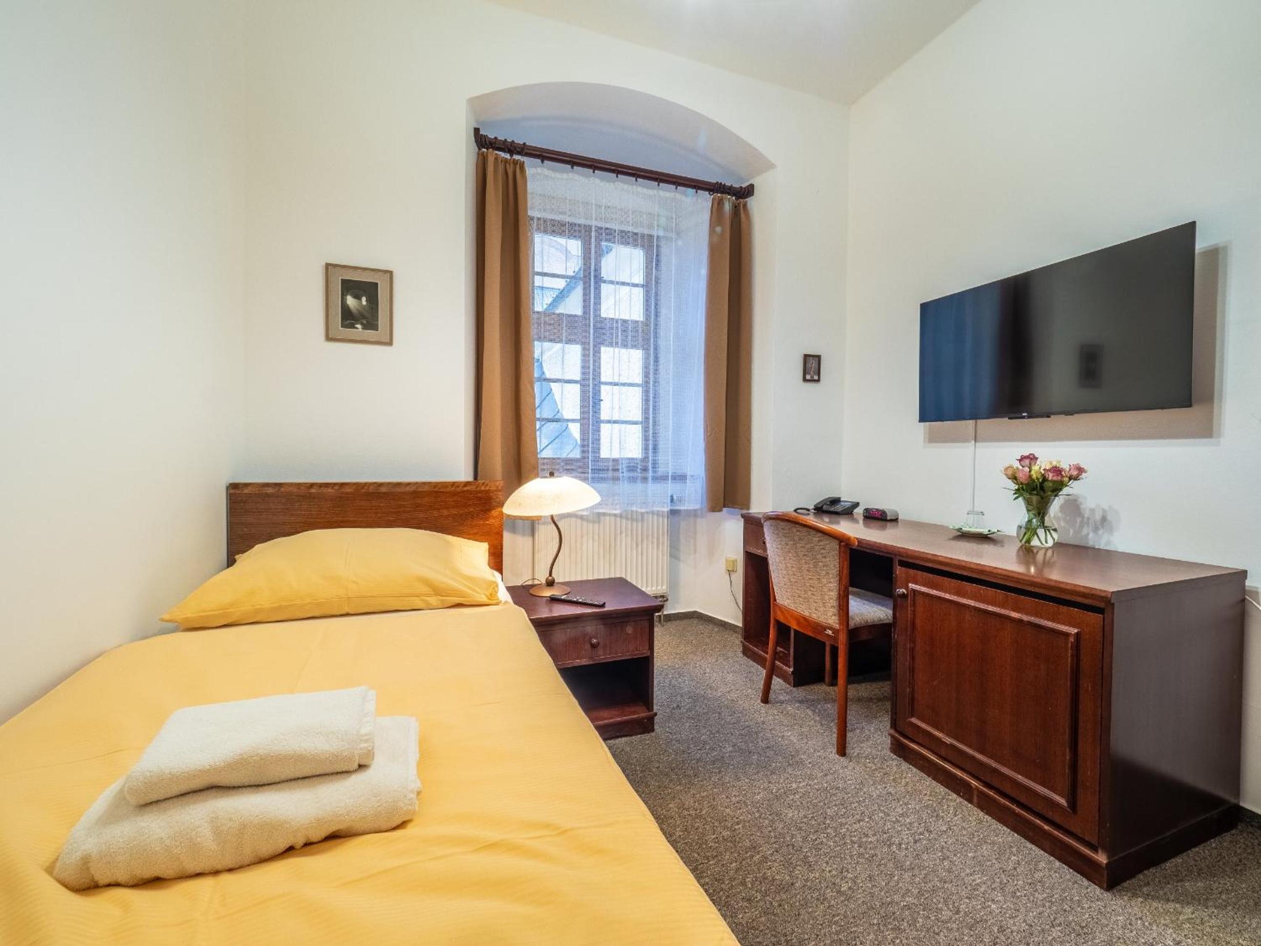 Single Room photo 2