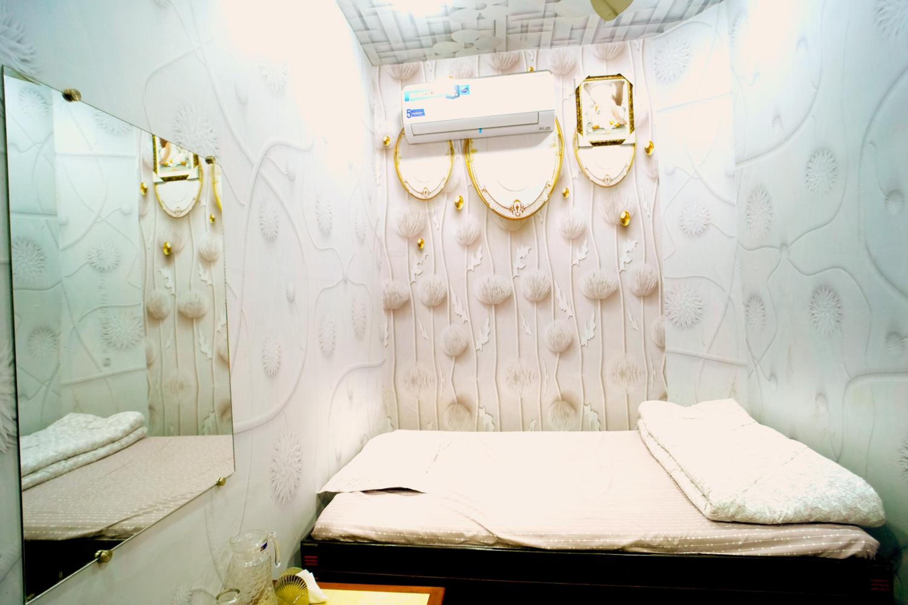 Villa photo 1