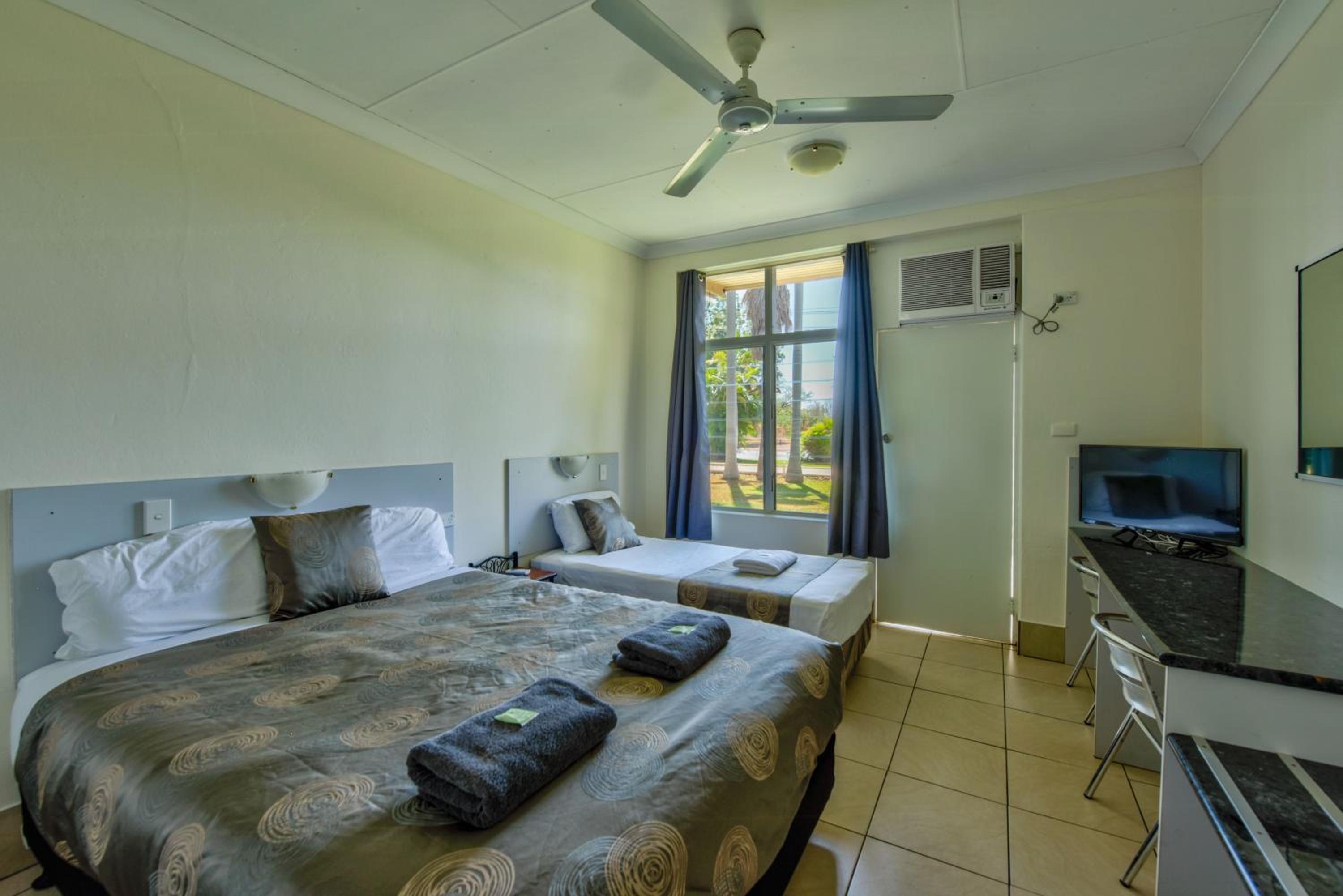 Comfort Triple Room (Motel) - Photo 3