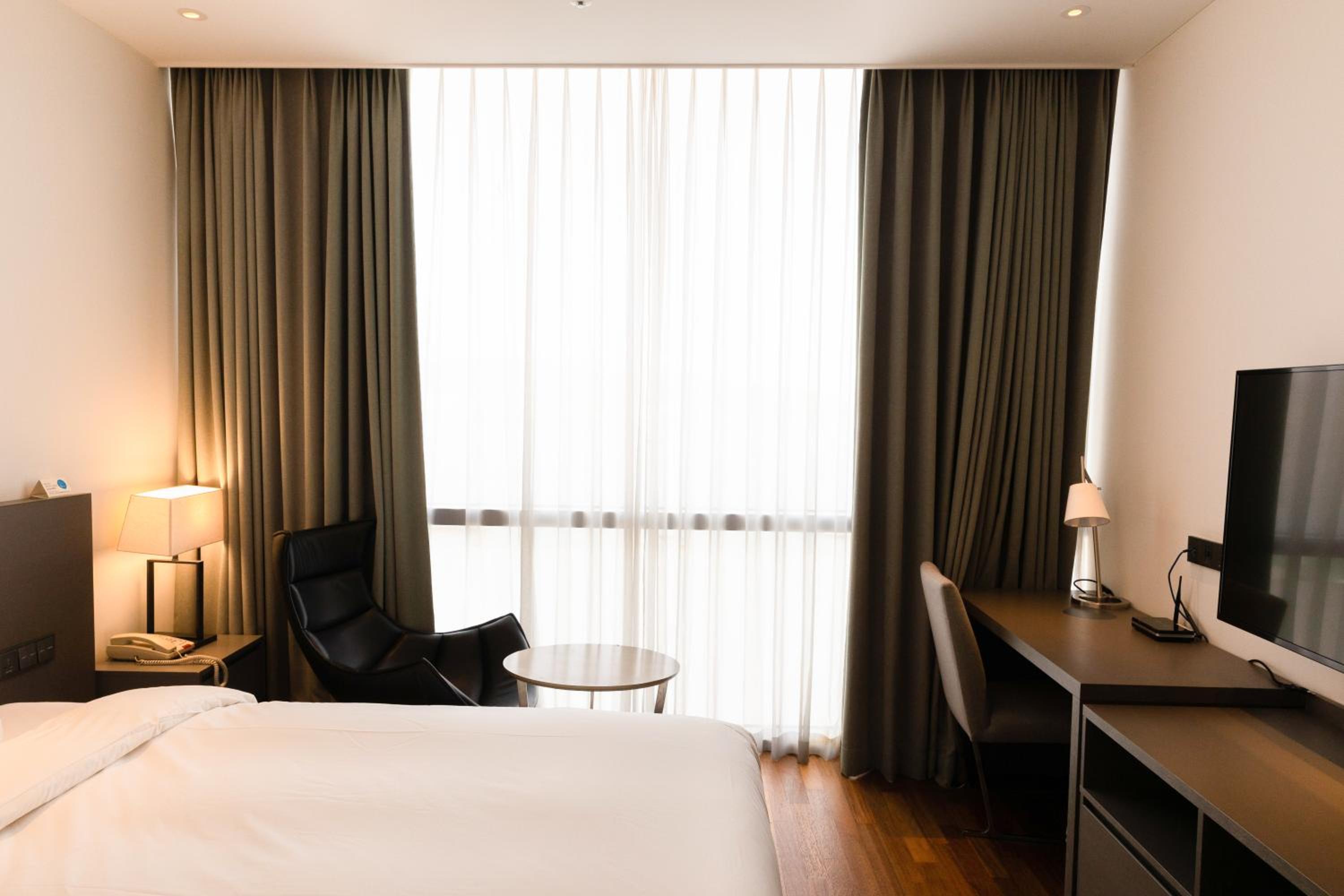 Special Offer- Standard Double Room With Sea View - Breakfast For 2 photo 1