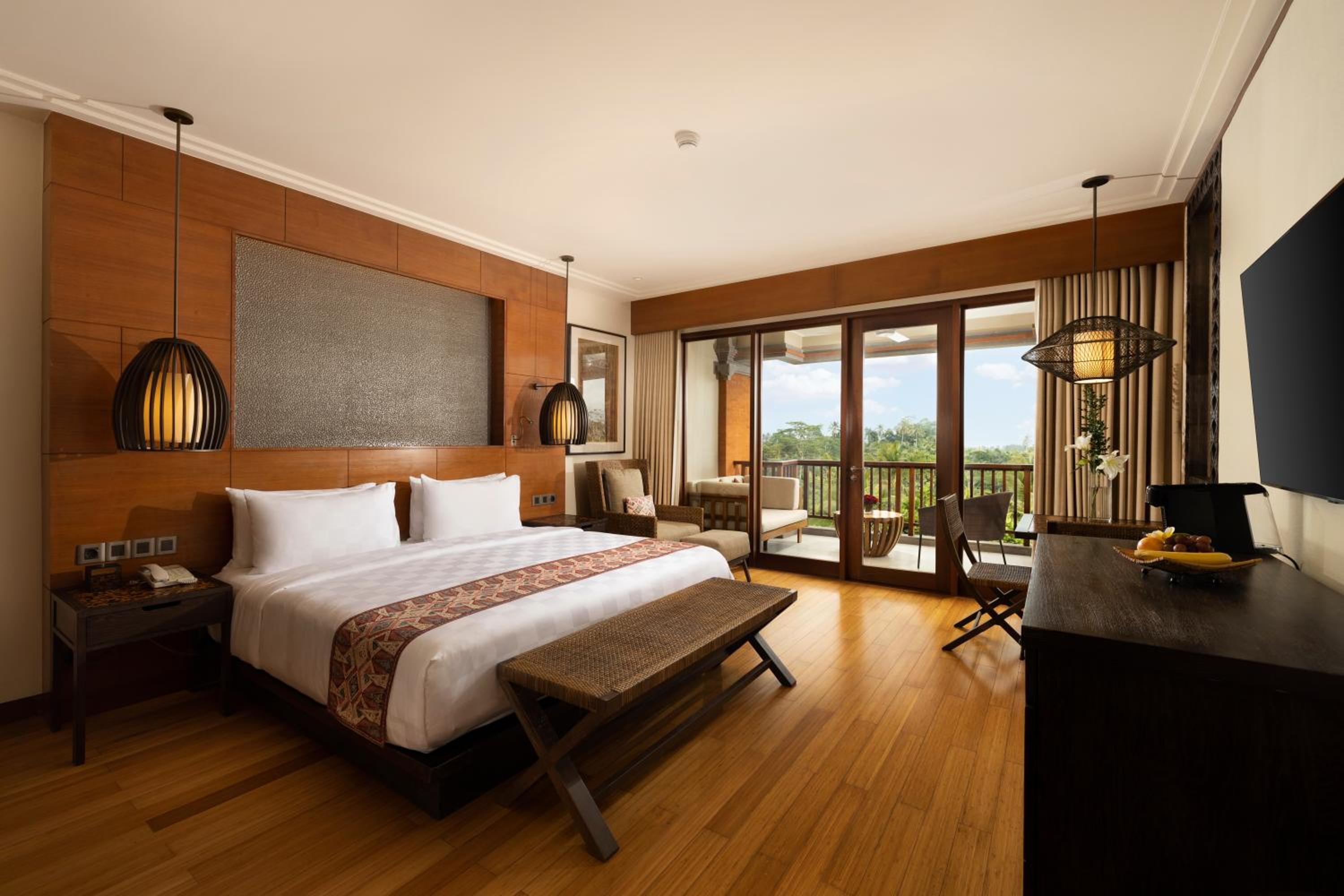 Premier Deluxe Room with Bathtub and Free Daily Resort Activities photo 3