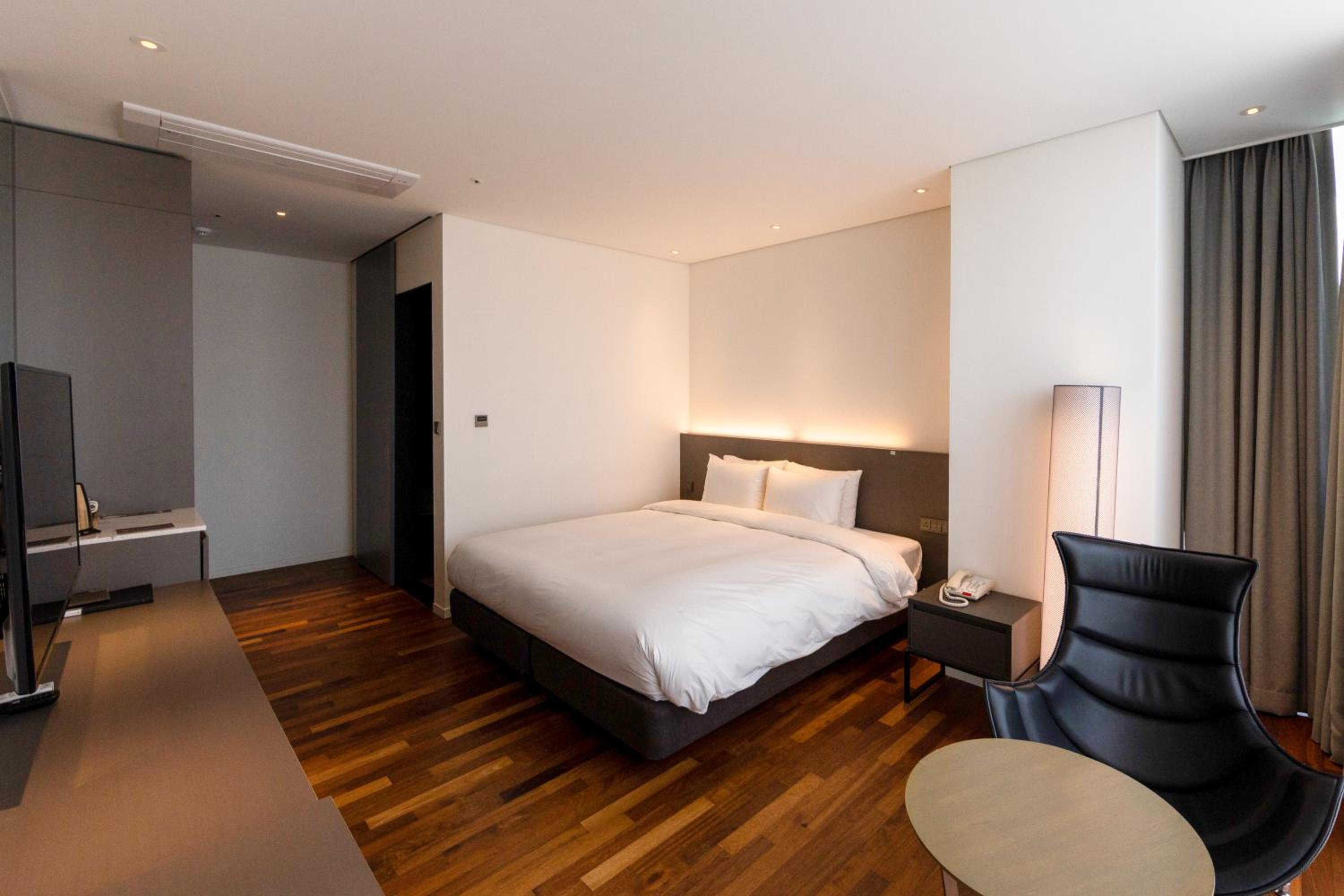 Superior Double Room with Corner Sea view photo 1