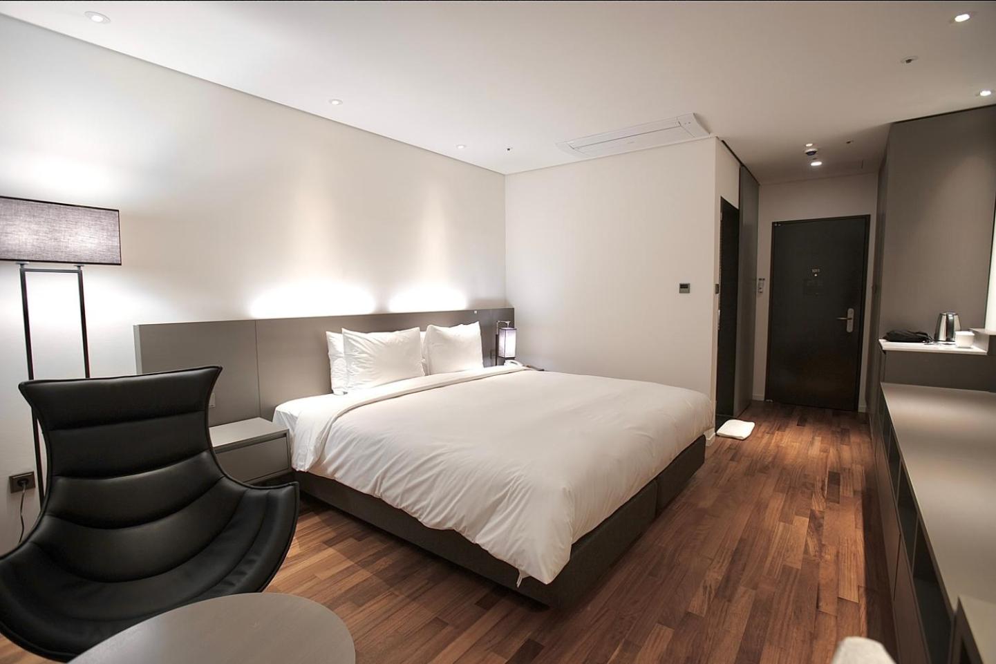 Superior Double Room with City View photo 1