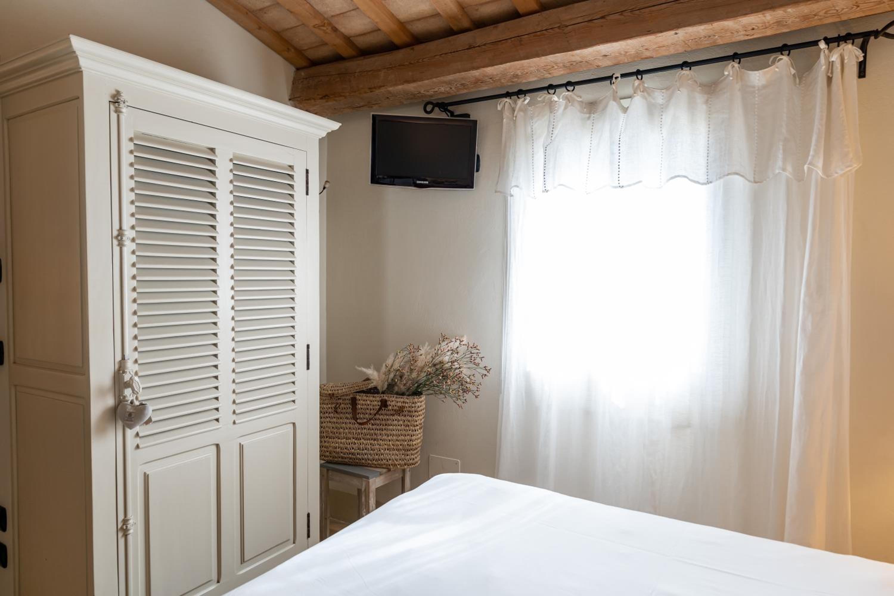 Small Double Room photo 1