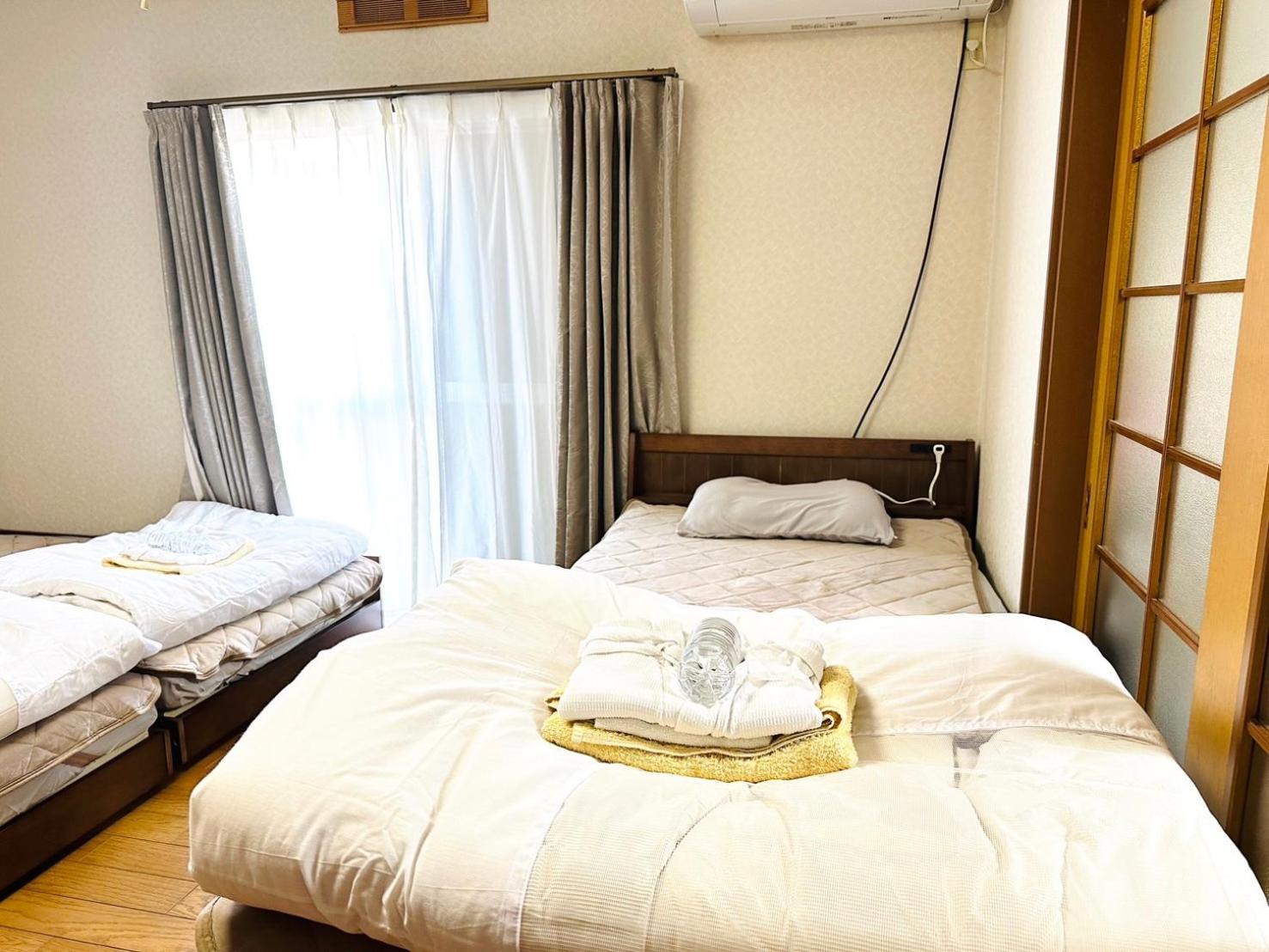 Quadruple Room with Garden View - Photo 3