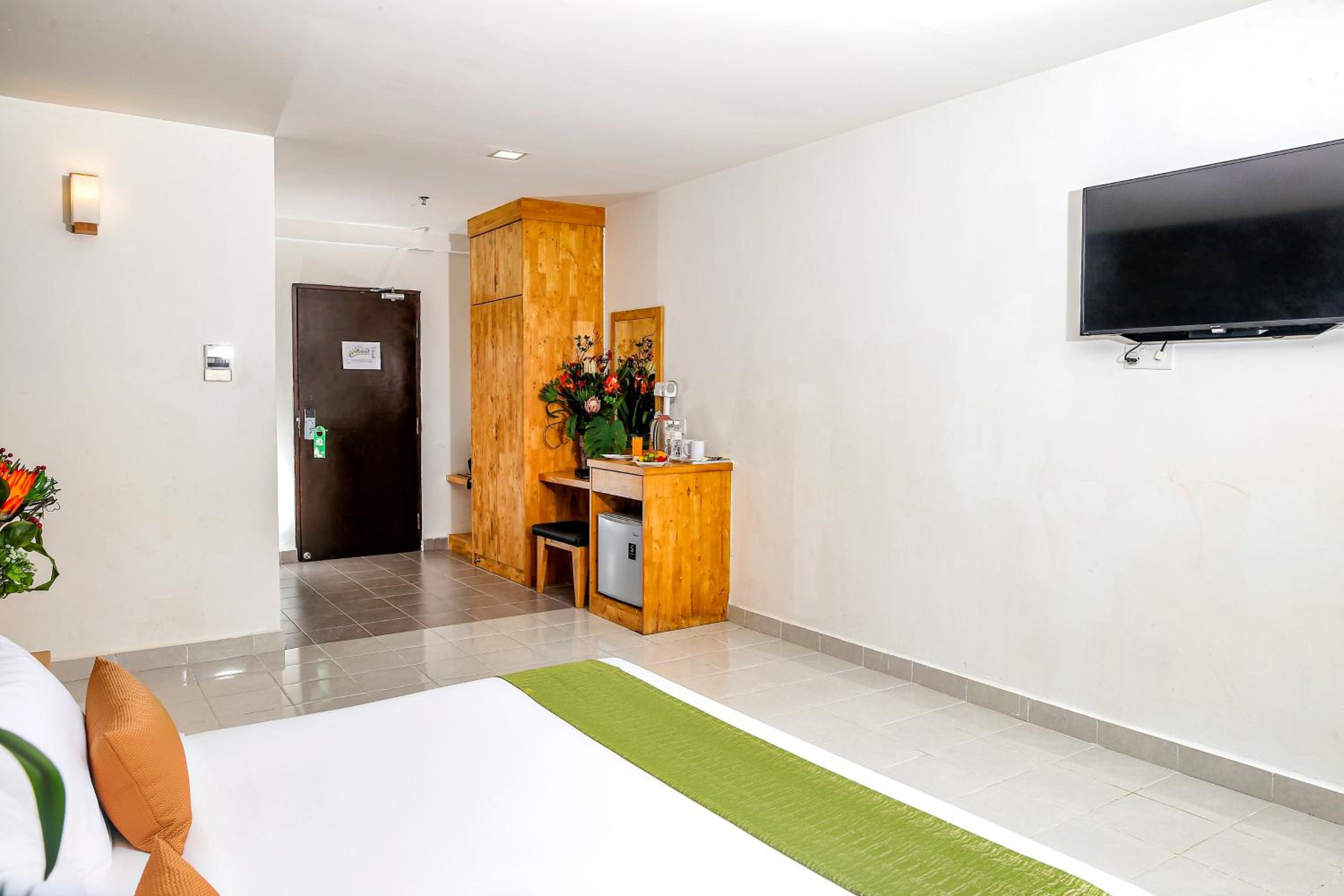 King Room with Balcony photo 3
