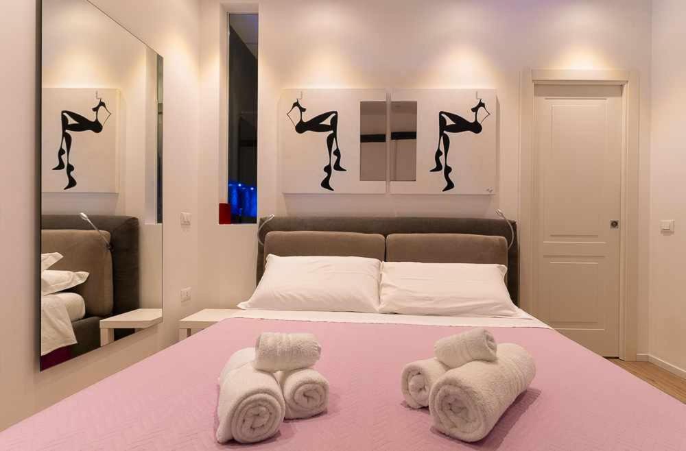 Standard King Room - Photo 4