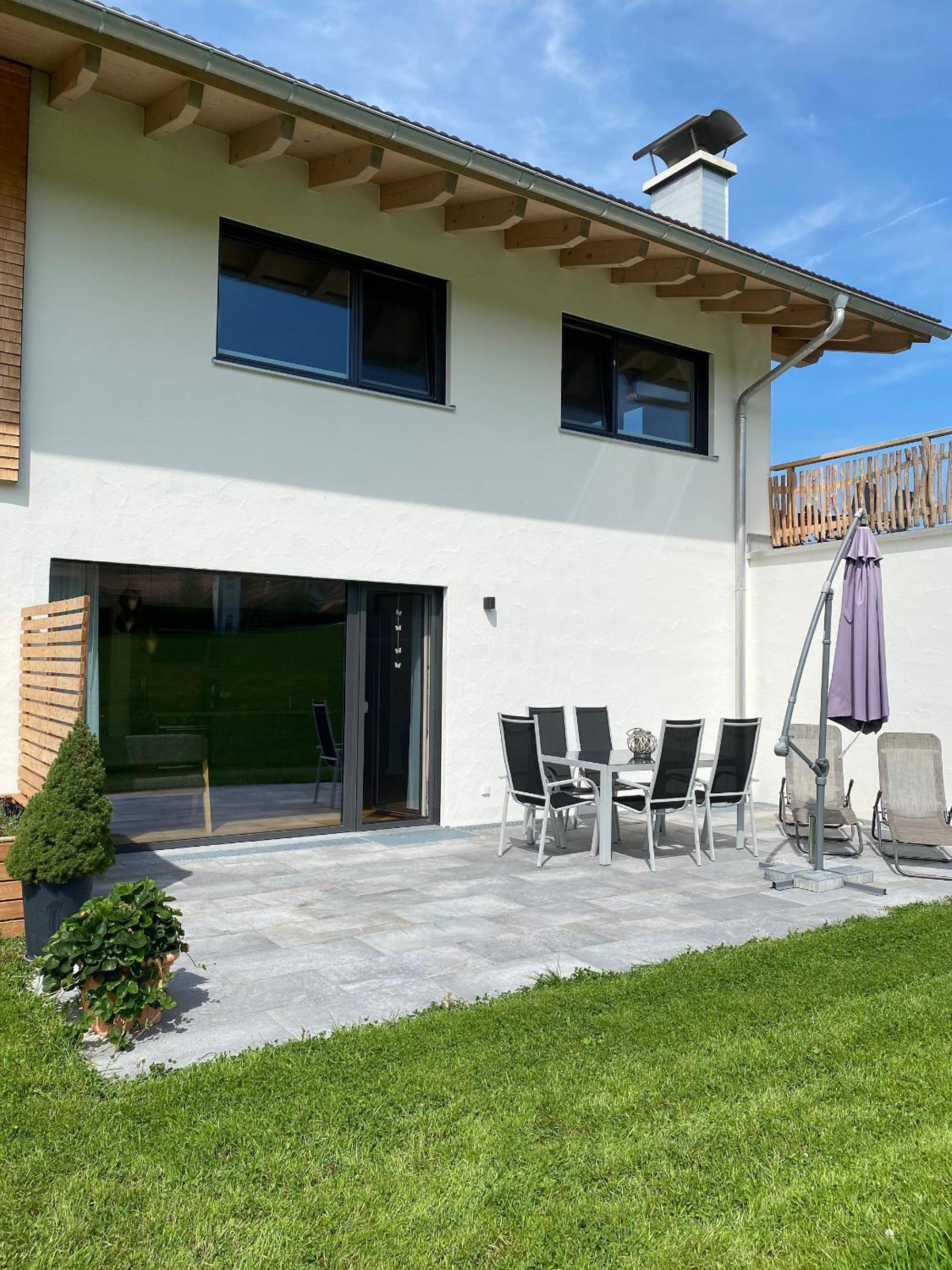 Apartment with Terrace photo 3