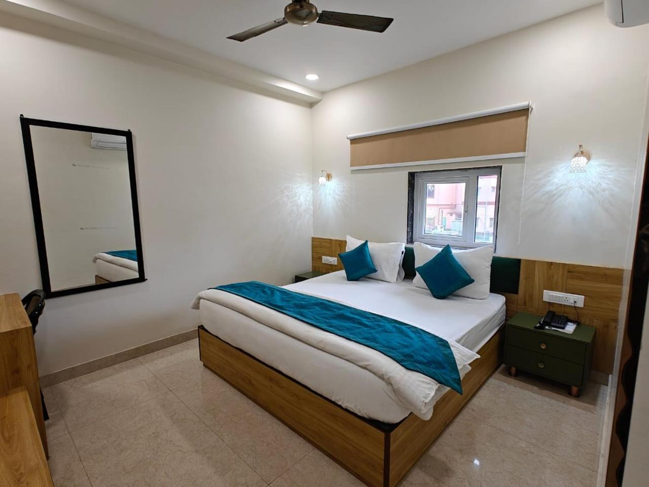 Deluxe Double Room photo 3
