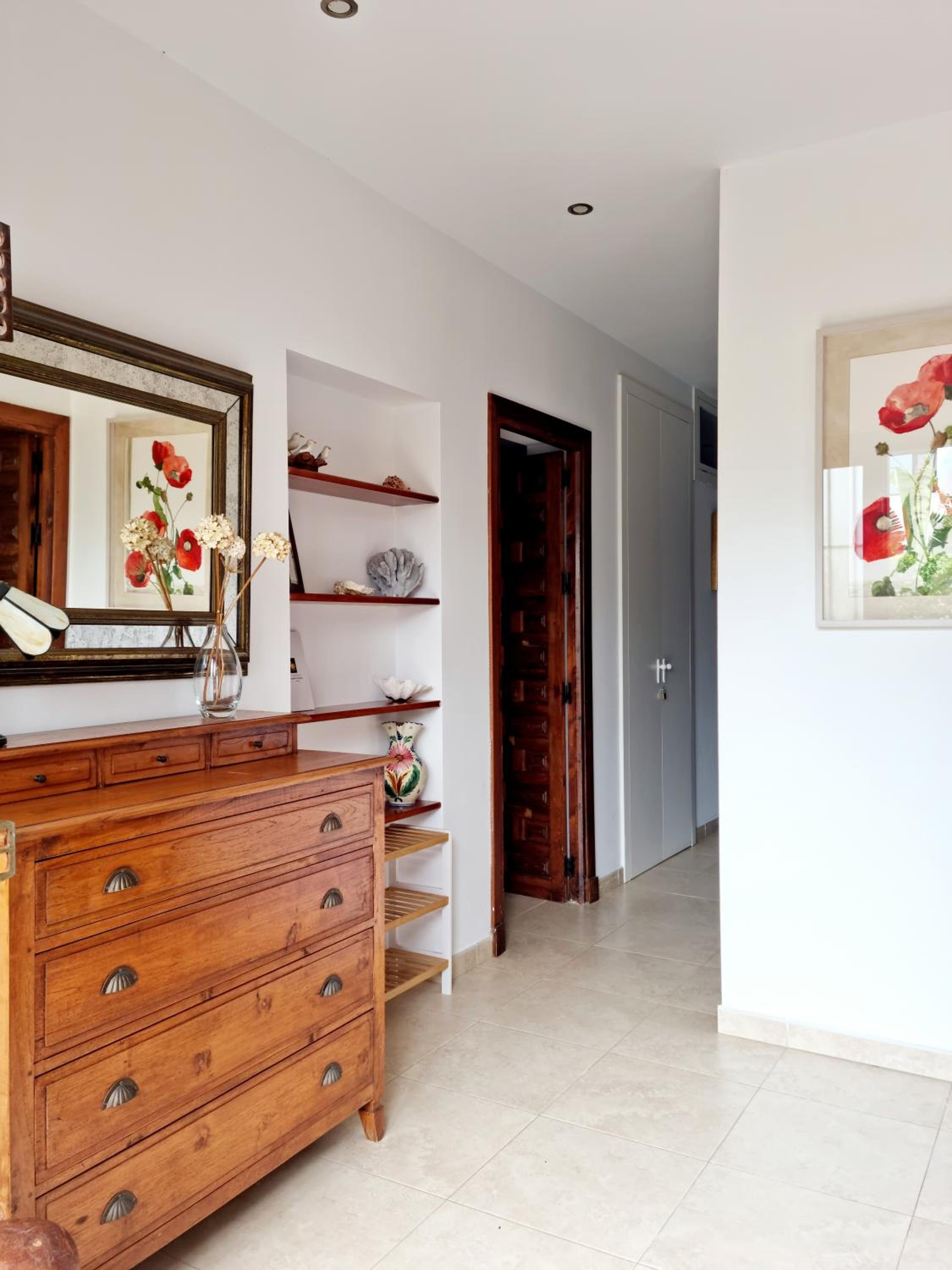 Casa de cuatro habitaciones