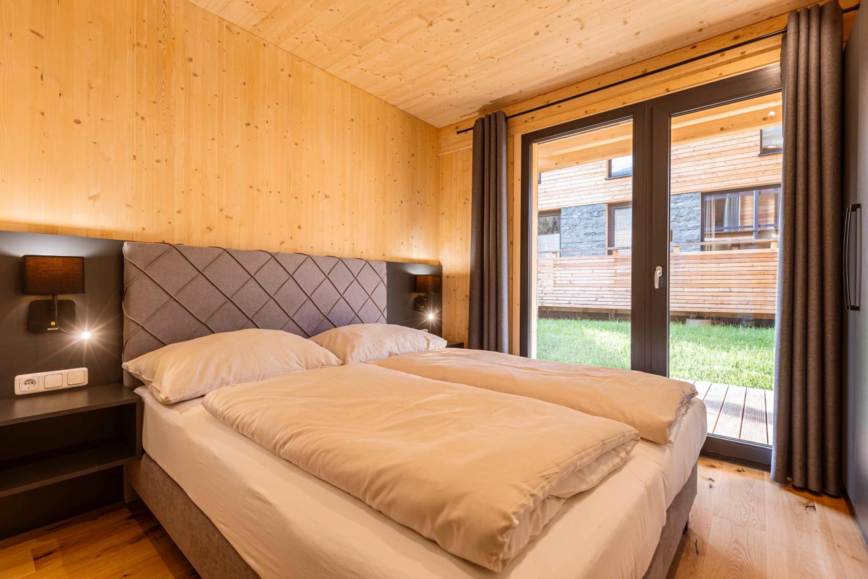 Apartment 4a with Sauna & Pool