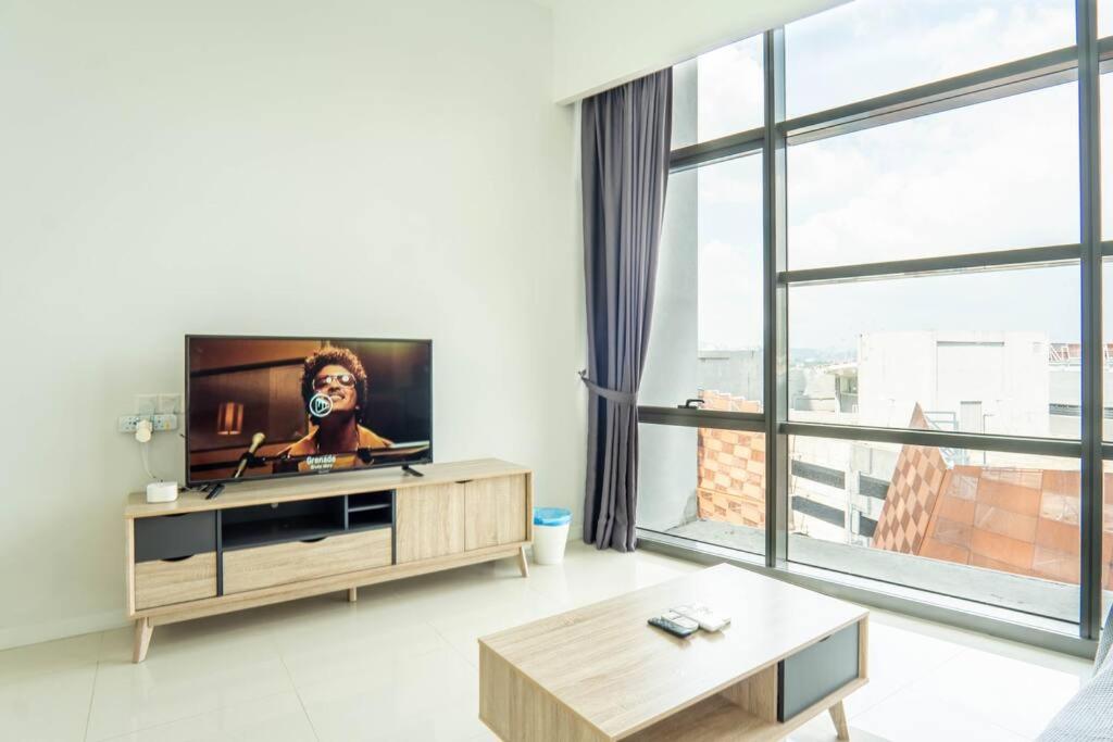 Two-Bedroom Apartment - Photo 9
