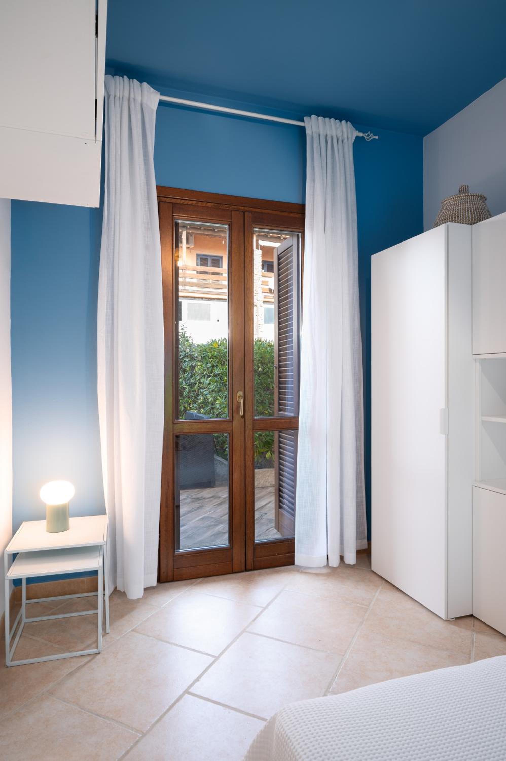 Two-Bedroom Apartment with Garden View photo 3
