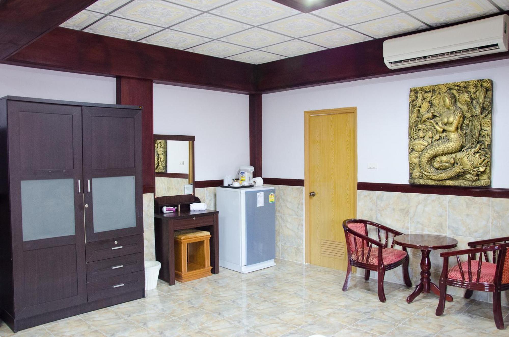 Deluxe Triple Room photo 1