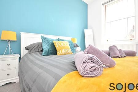 Apartment photo 2