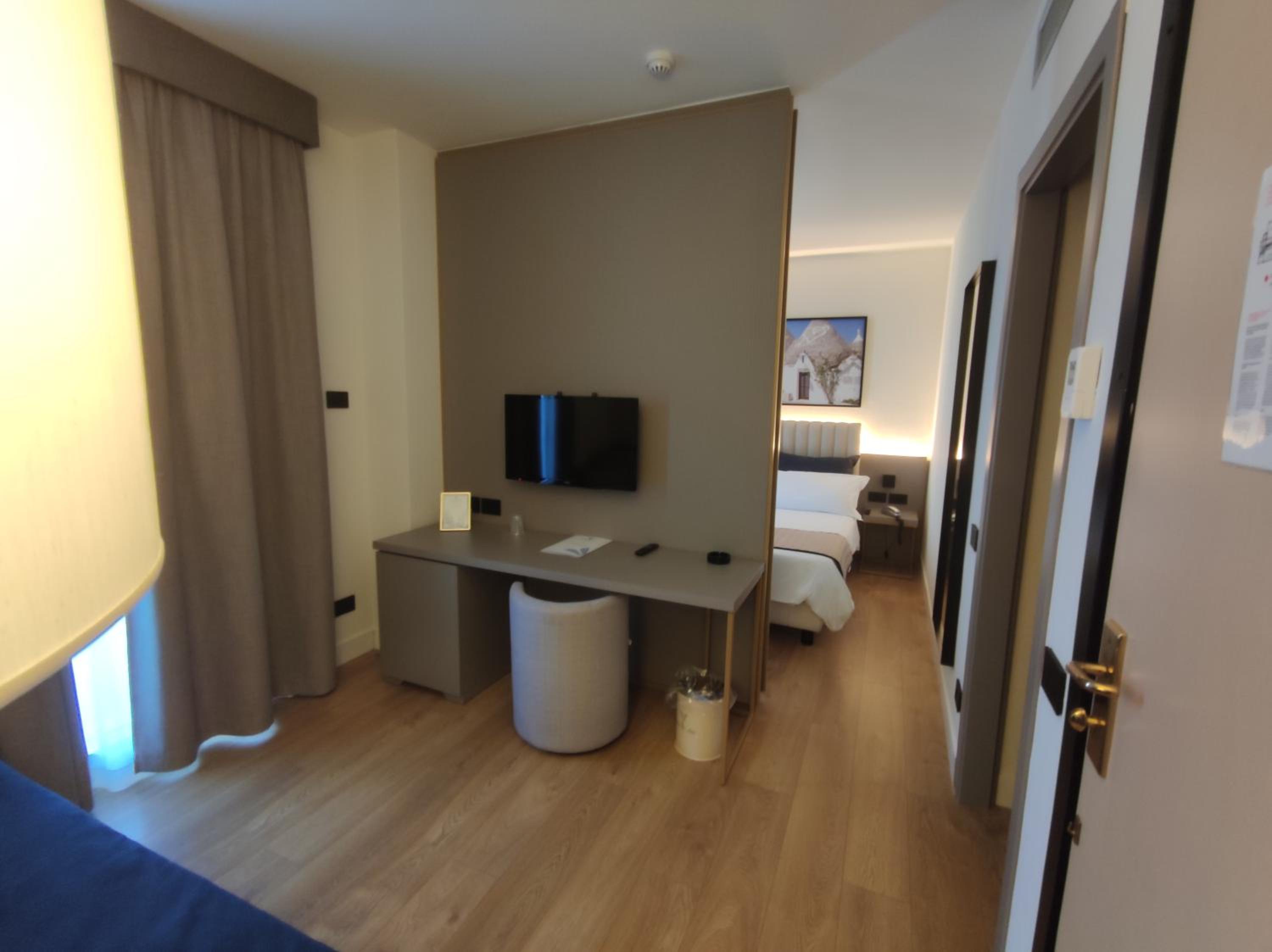 Triple Room - Photo 1