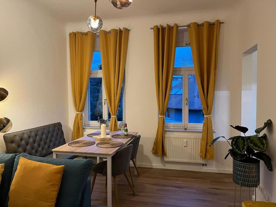 Apartment with Balcony photo 2