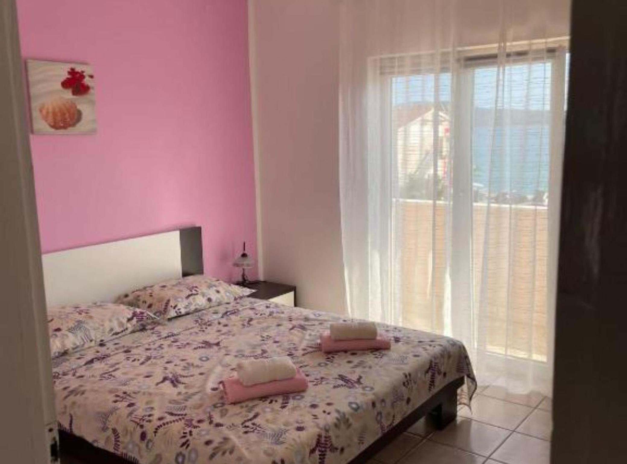 Two Bedroom Apartment With Balcony And Sea View photo 1