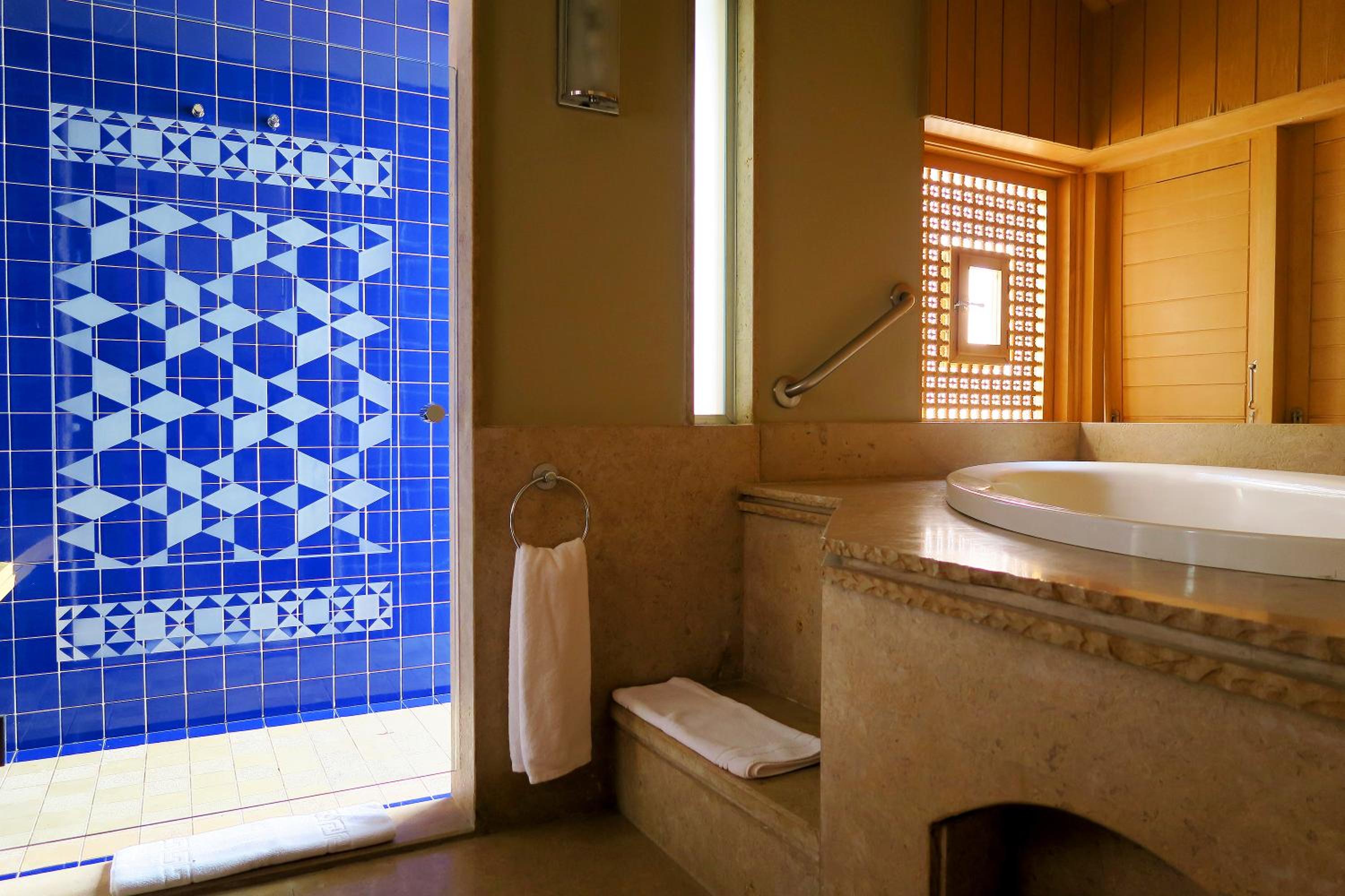 Deluxe Room with Terrace and Sea View - Photo 2