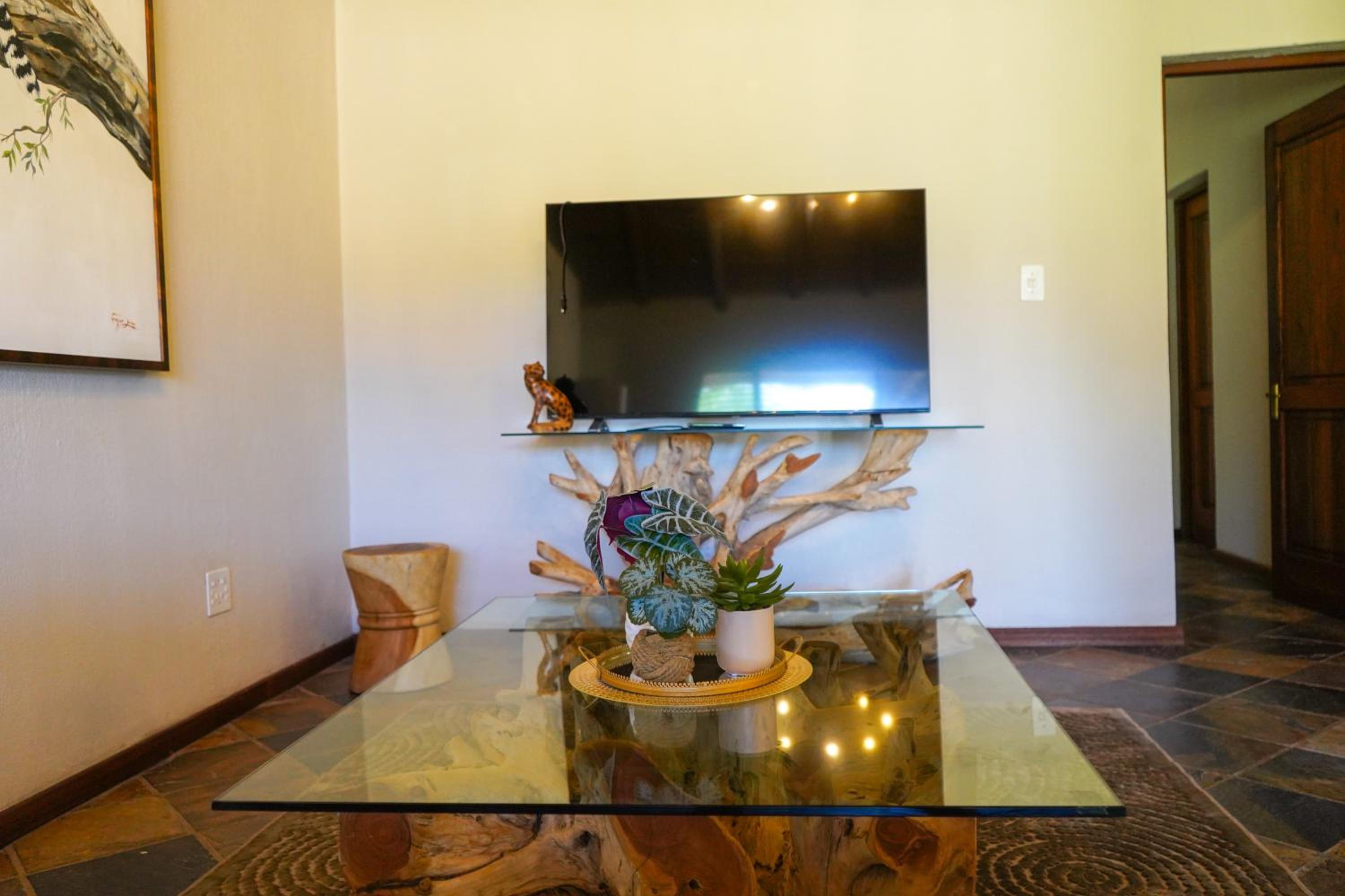 Four-Bedroom House photo 1