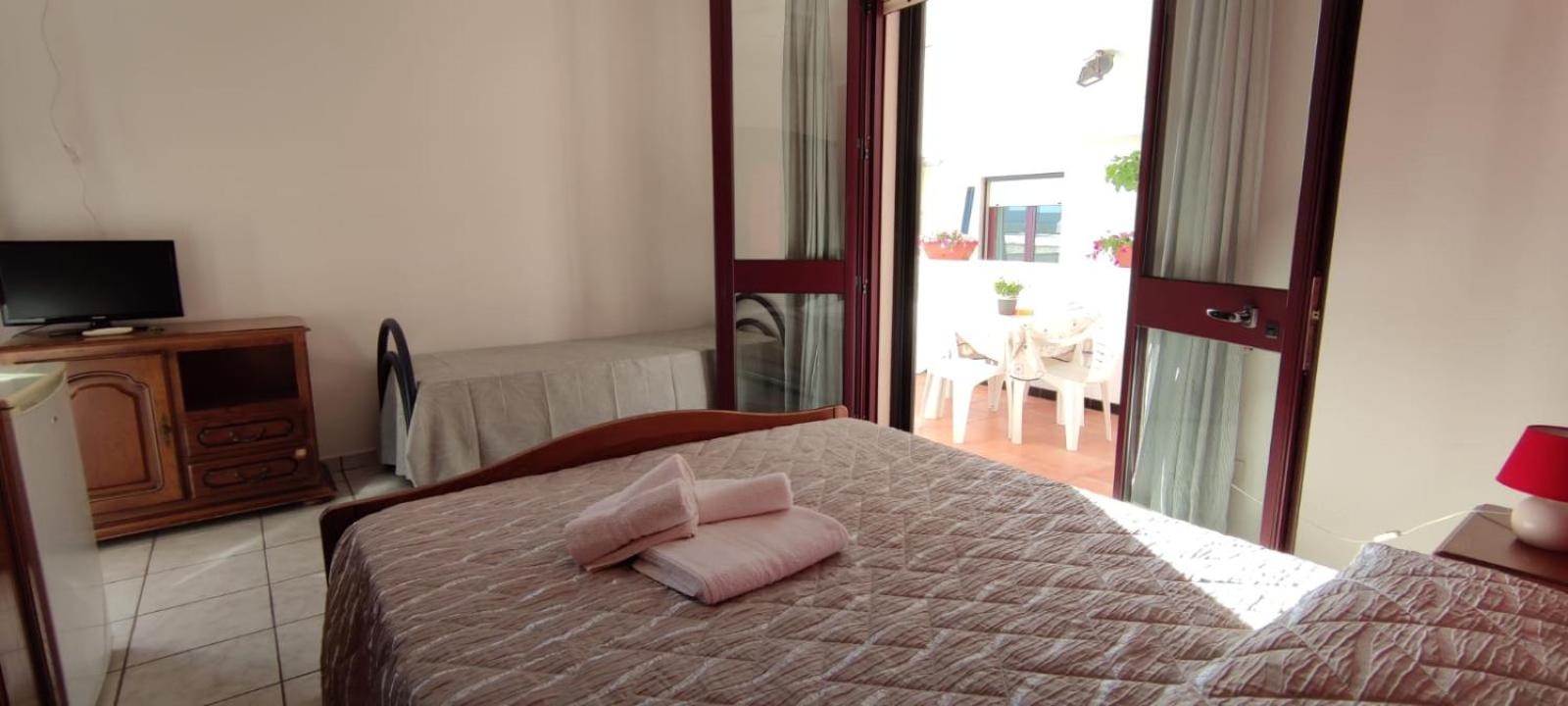 Double Room with Terrace photo 2