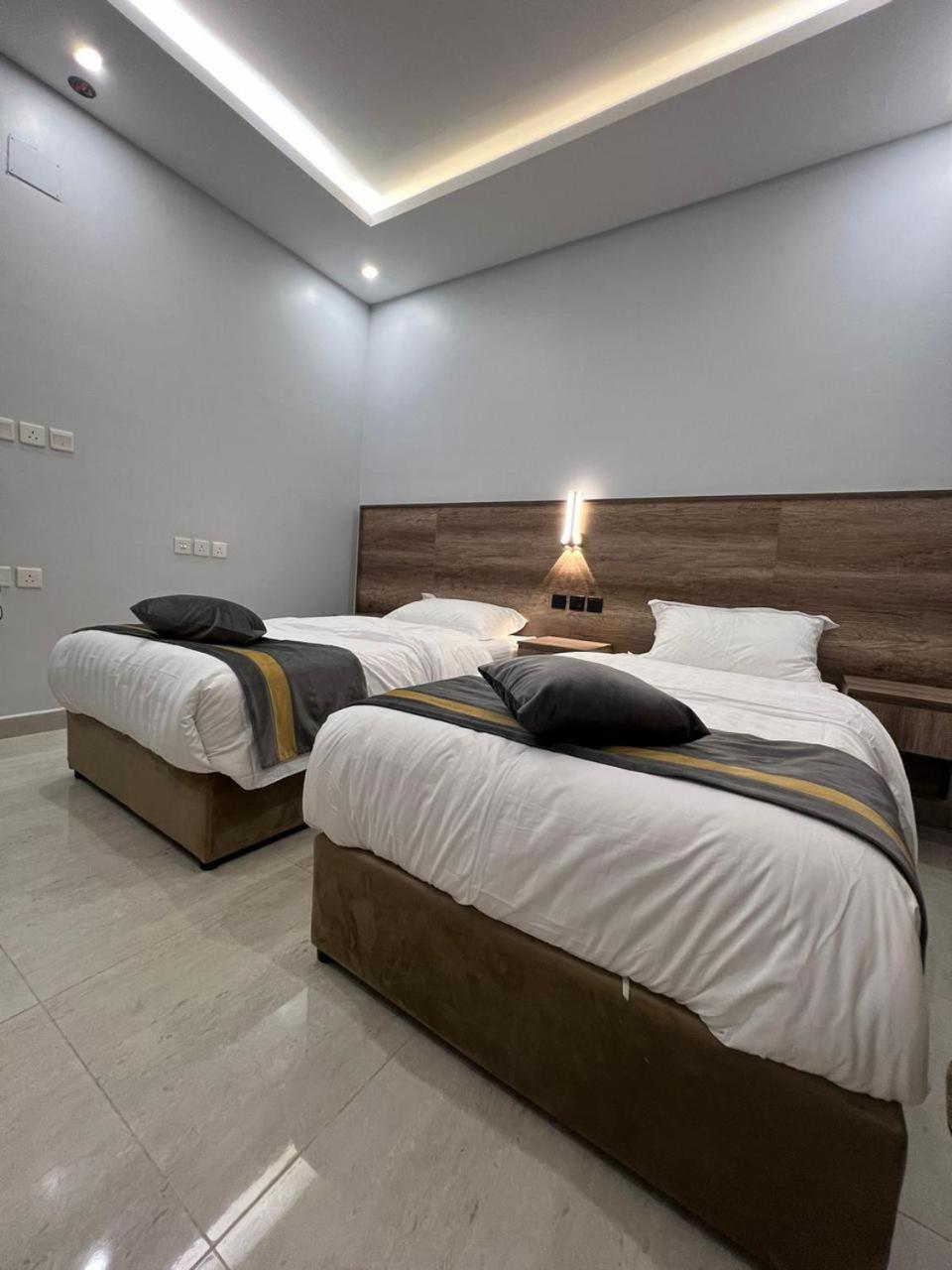 Double Room - Disability Access photo 3