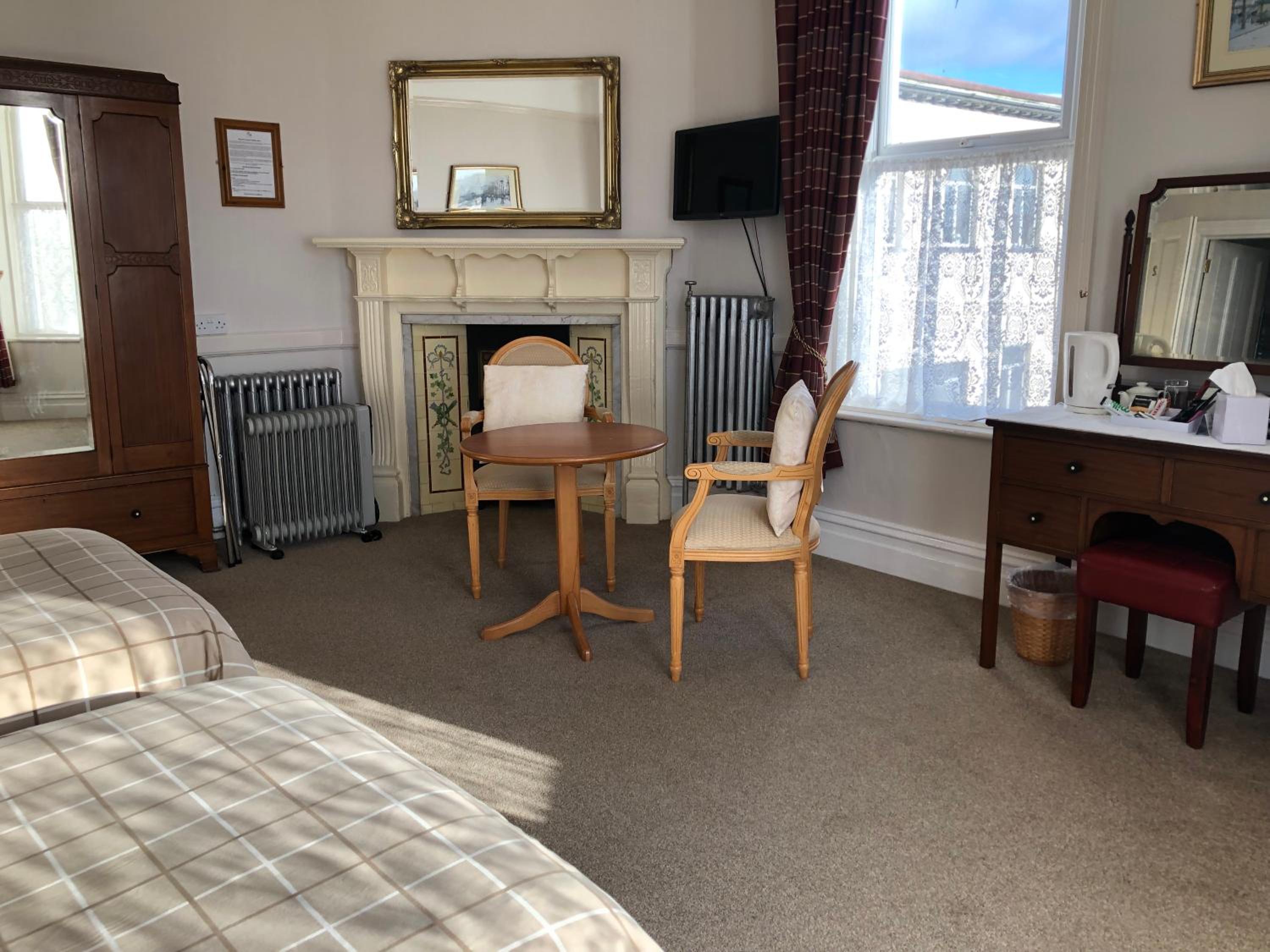 Large Twin Room