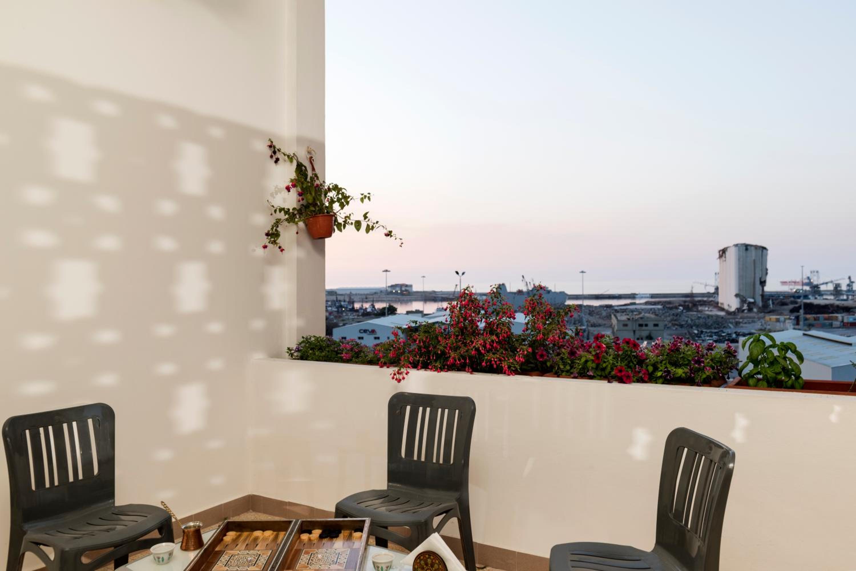 Two-Bedroom Apartment with Balcony photo 2