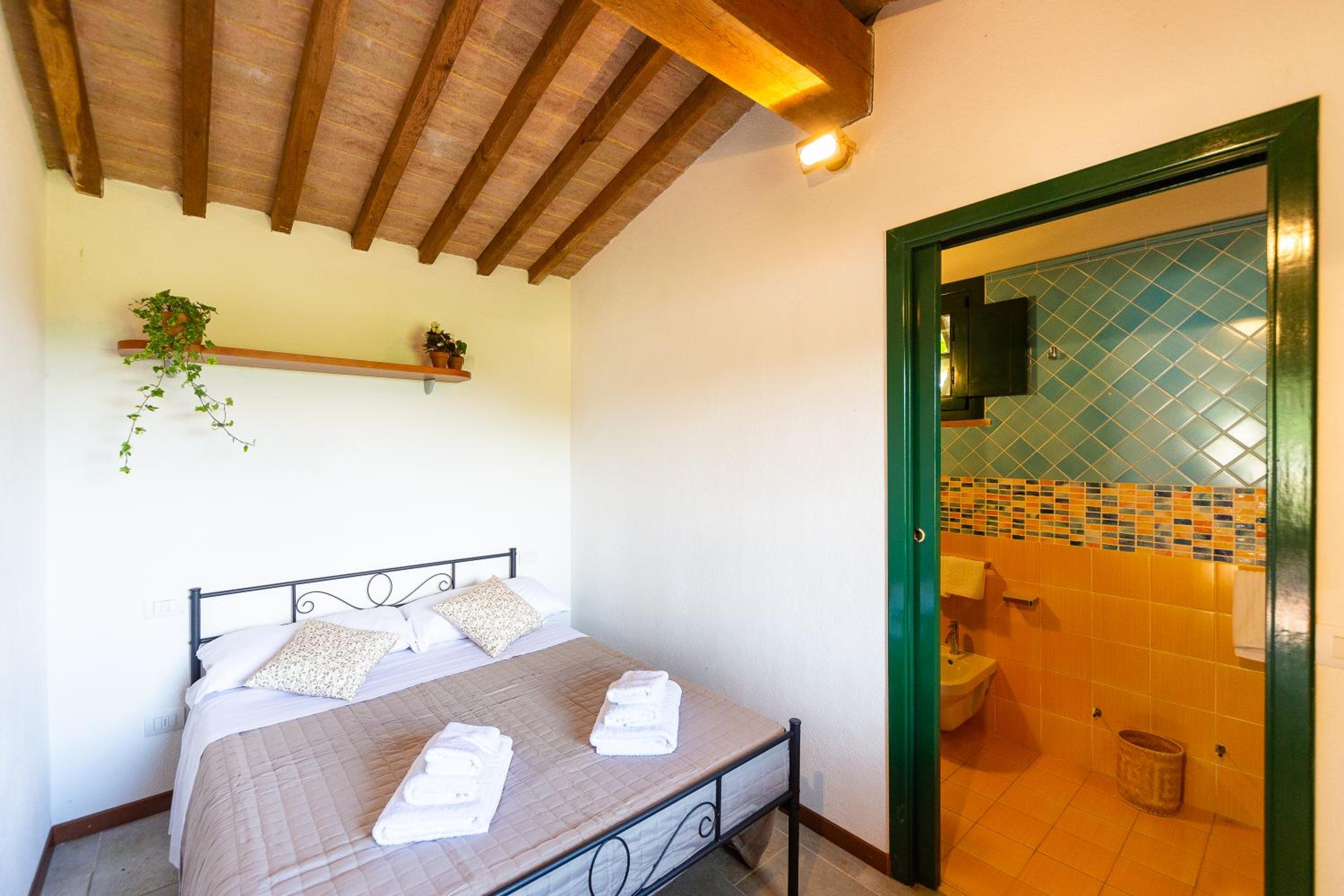 One-Bedroom House photo 1