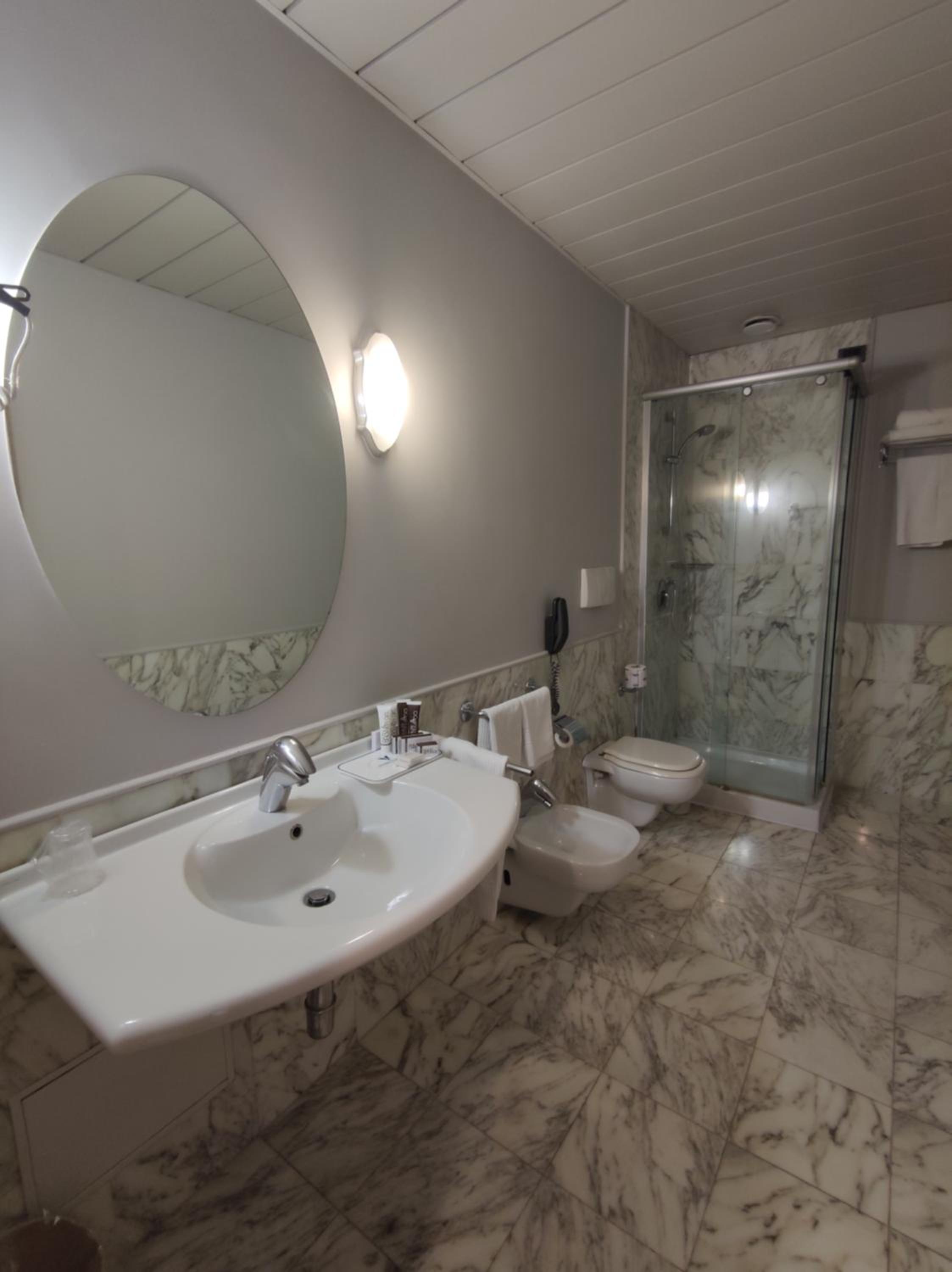 Quadruple Room - Photo 2