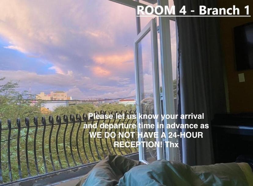 Queen Room with Balcony photo 2