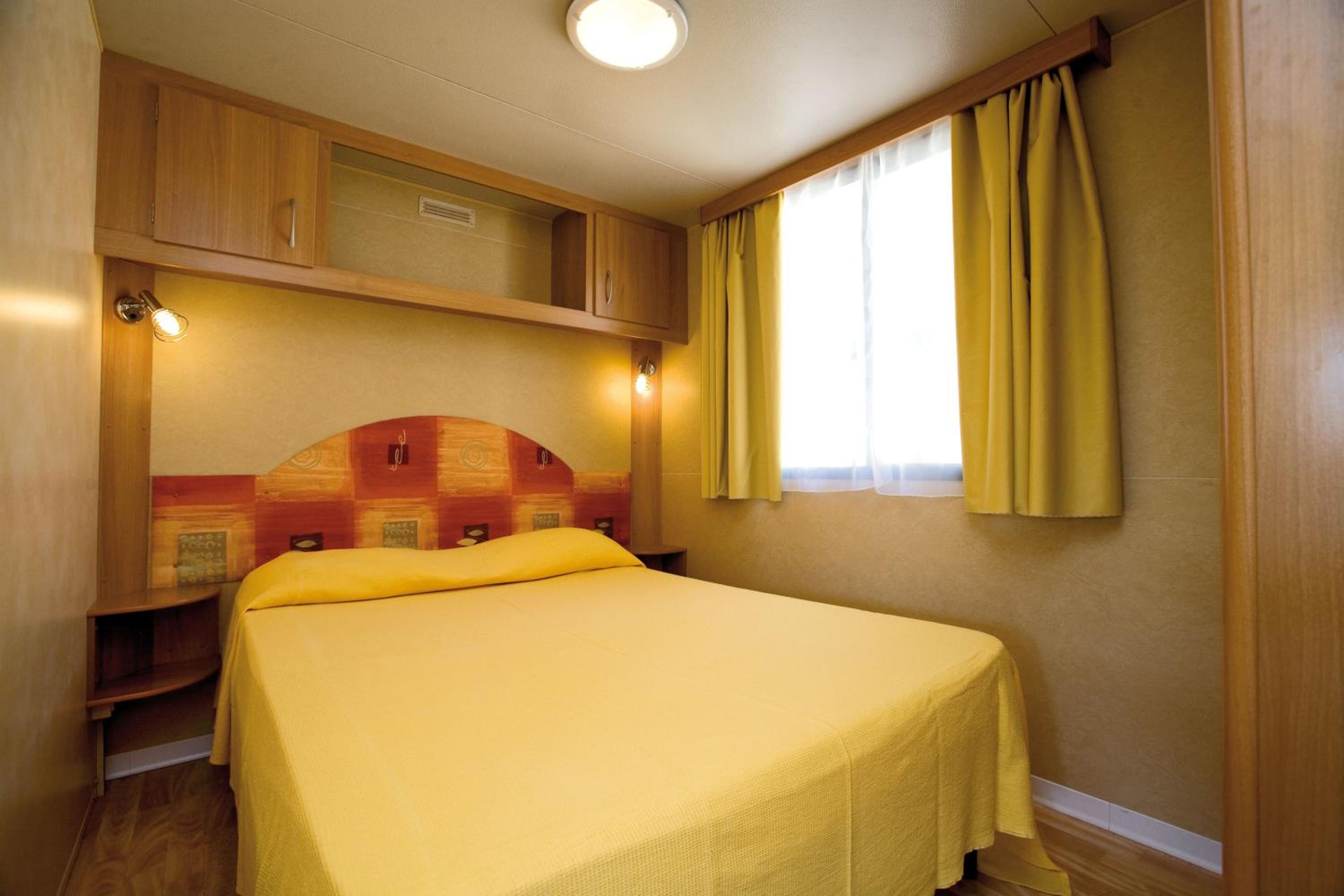 Mobile Home photo 1