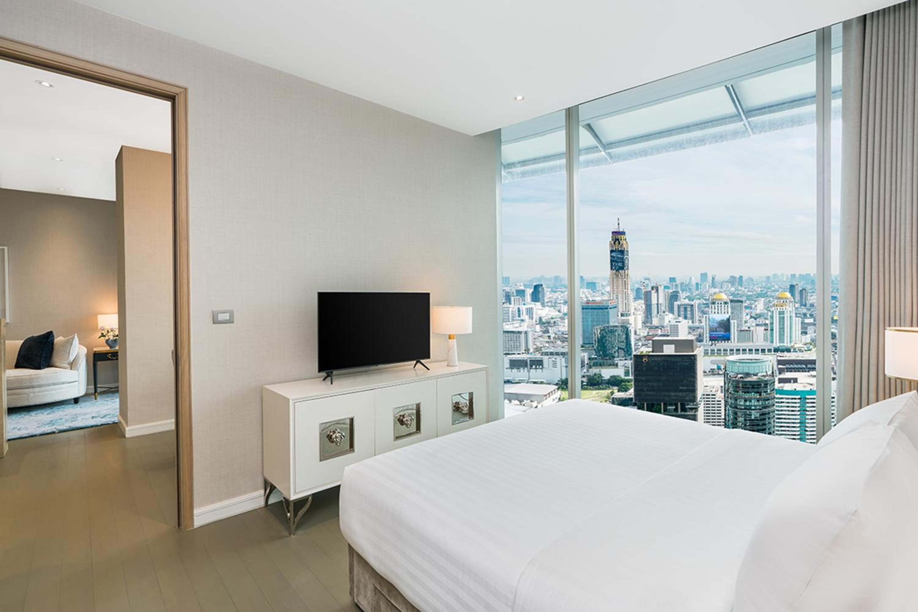 One-Bedroom Suite photo 3