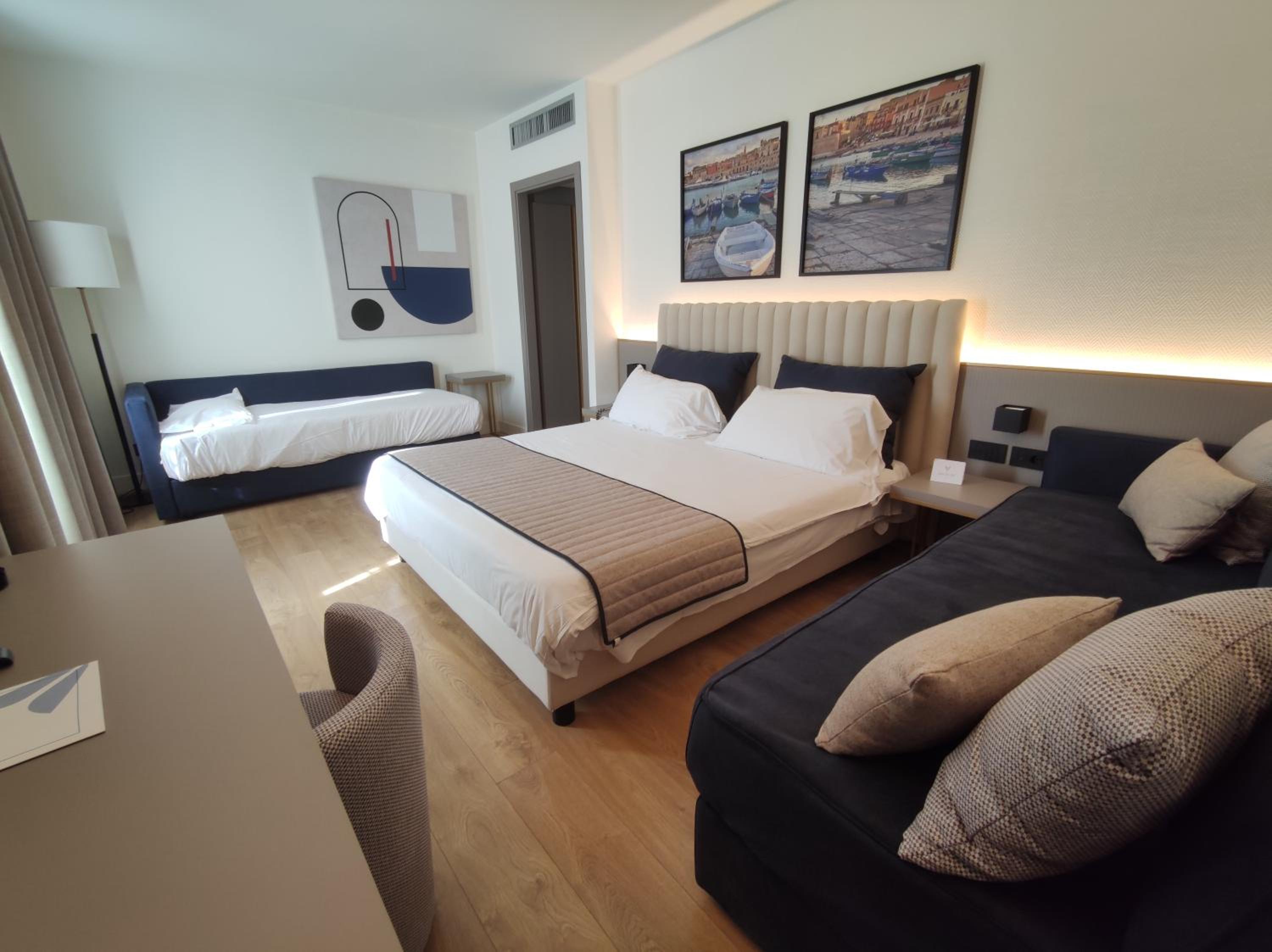 Triple Room - Photo 2