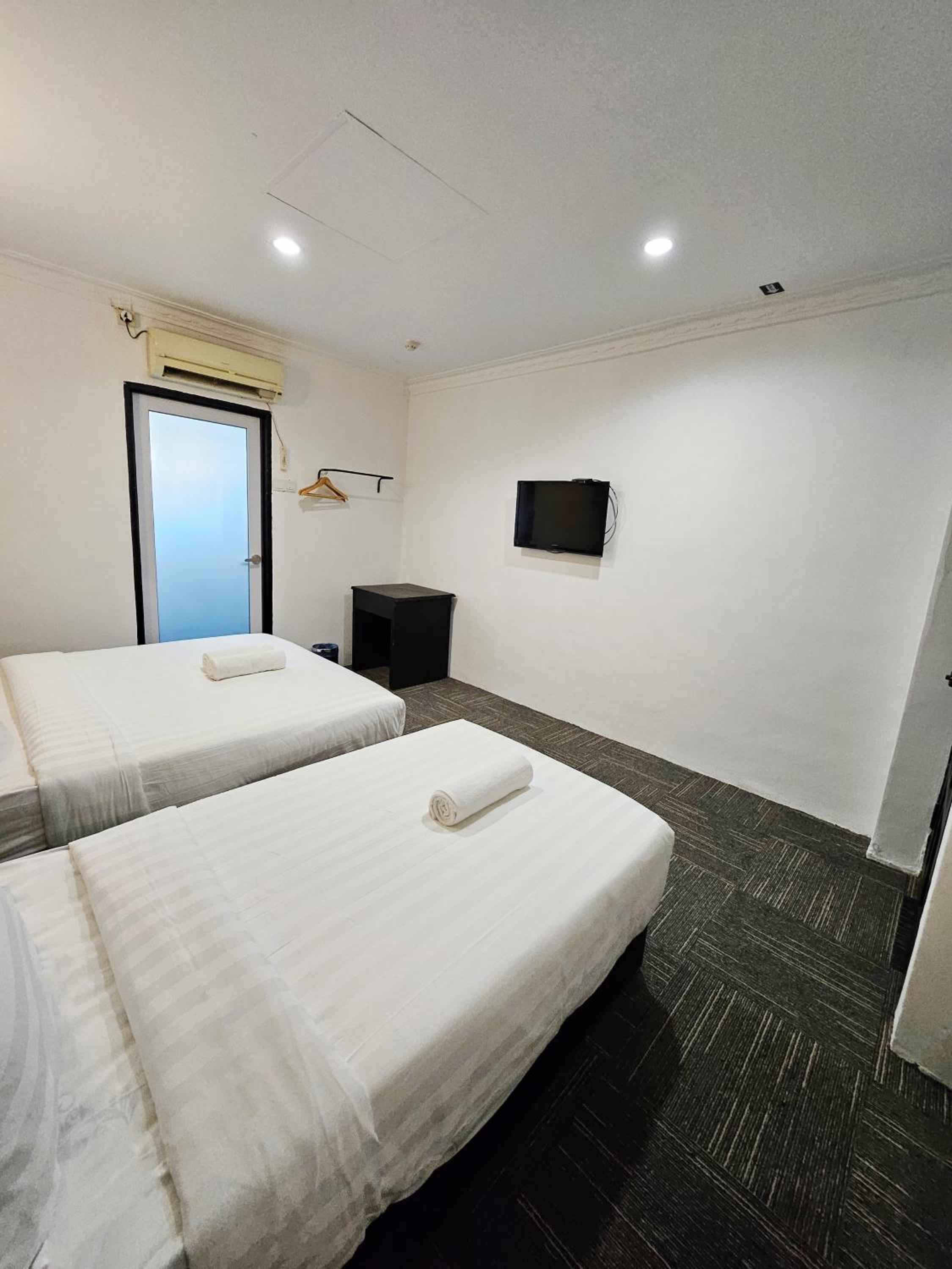 Basic Triple Room - Photo 5
