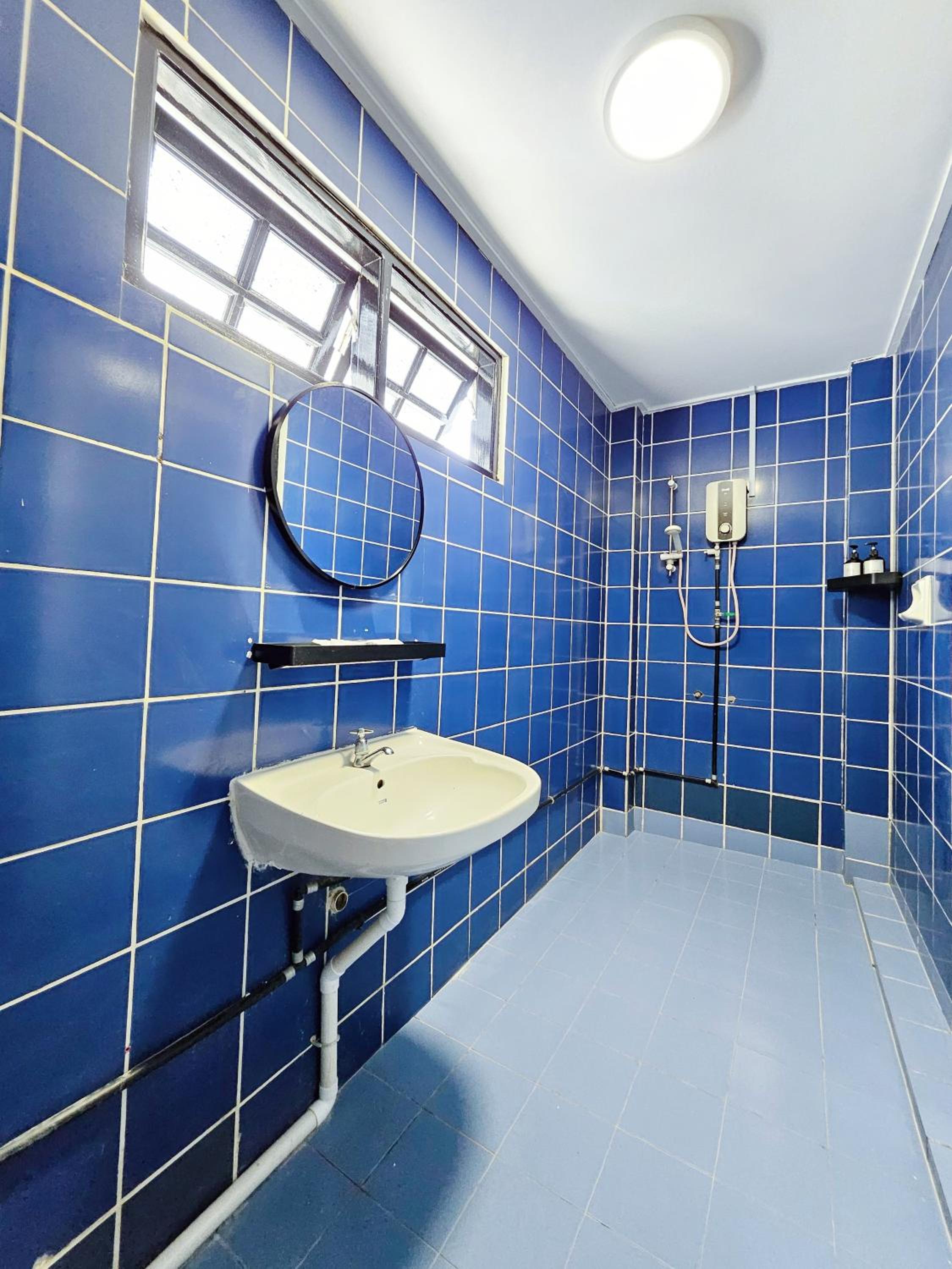 Basic Triple Room - Photo 15