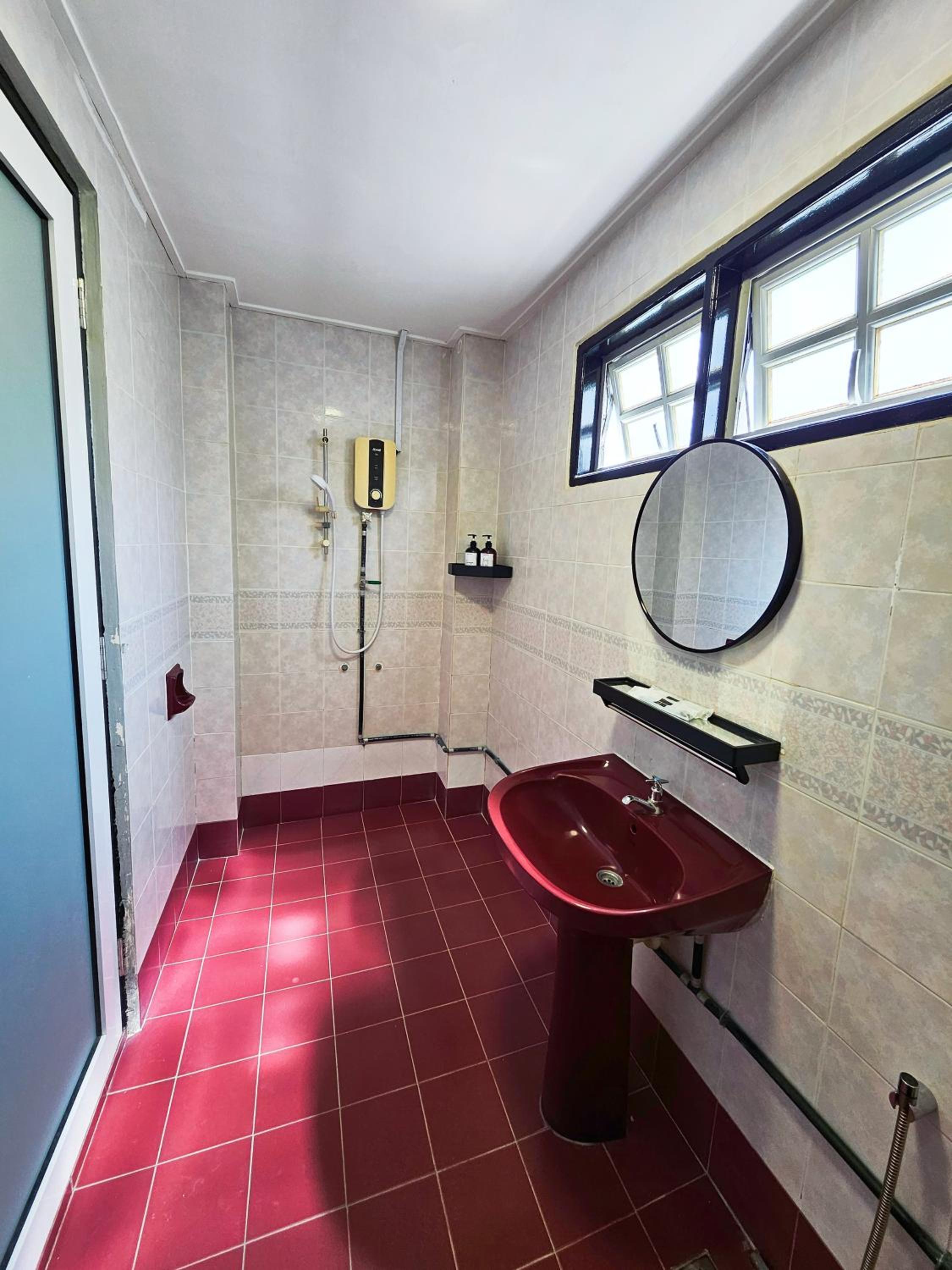 Basic Triple Room - Photo 14