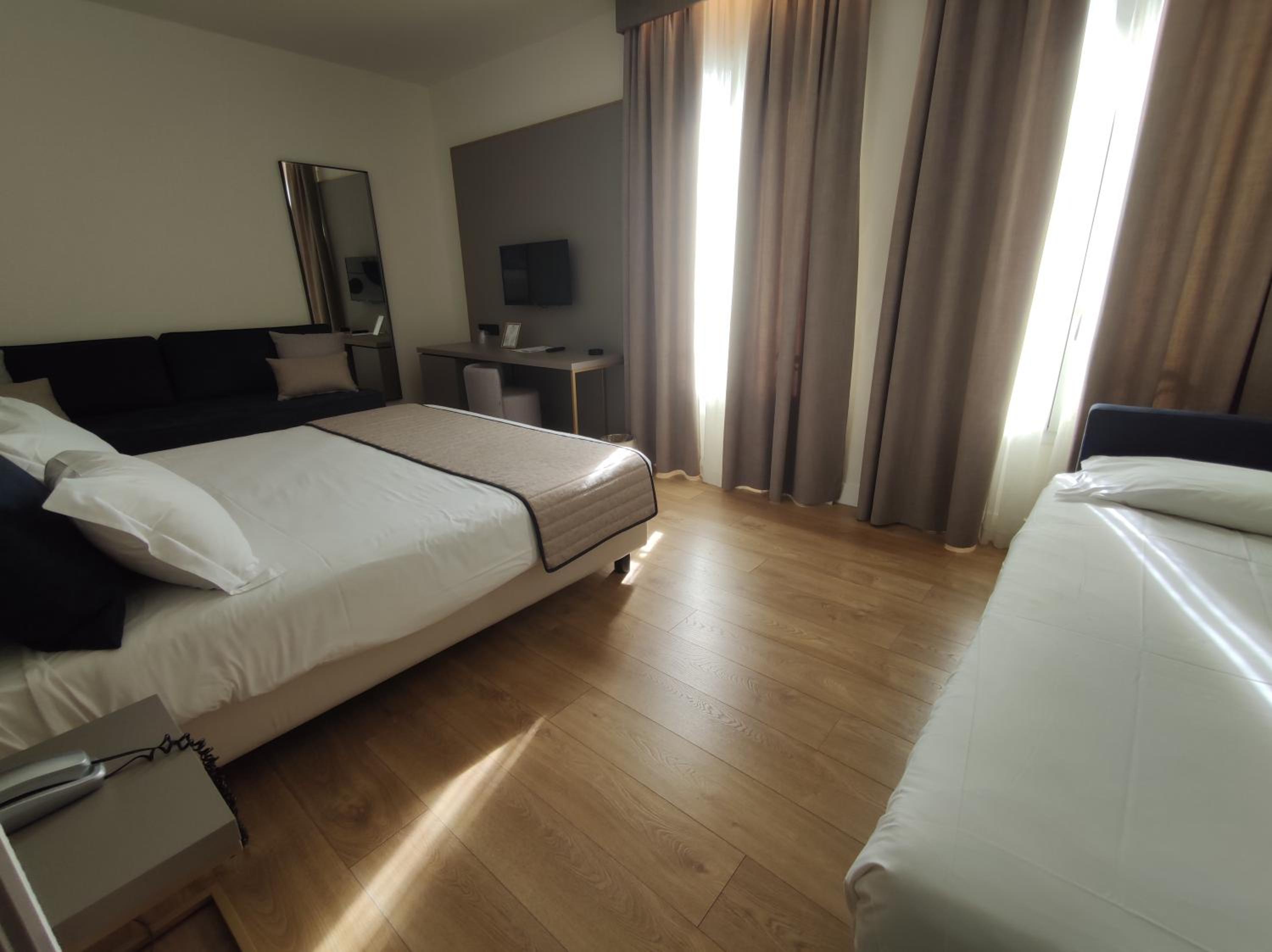 Triple Room - Photo 4