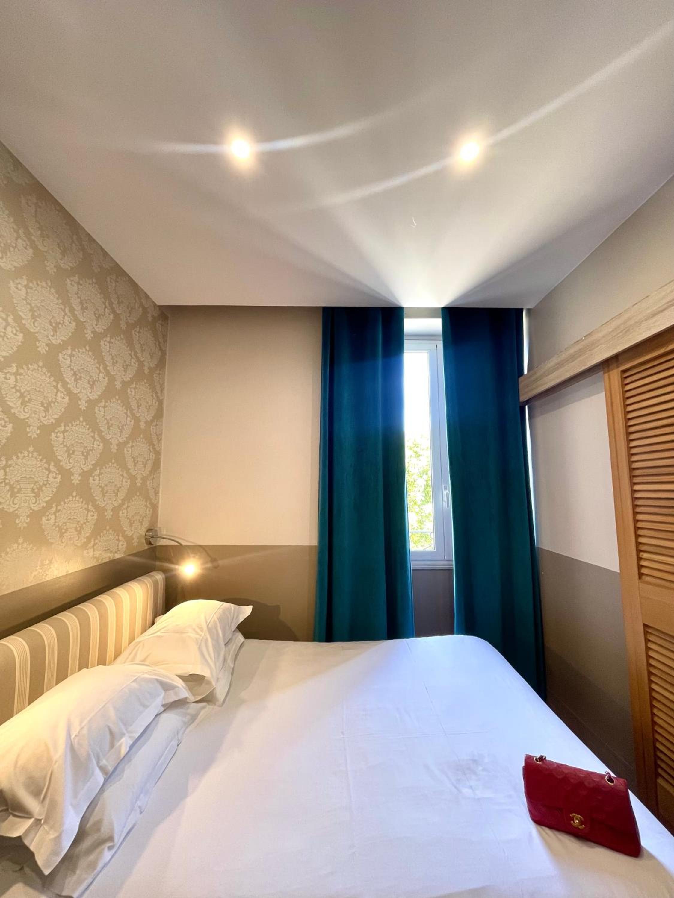 Double Or Twin Room photo 1