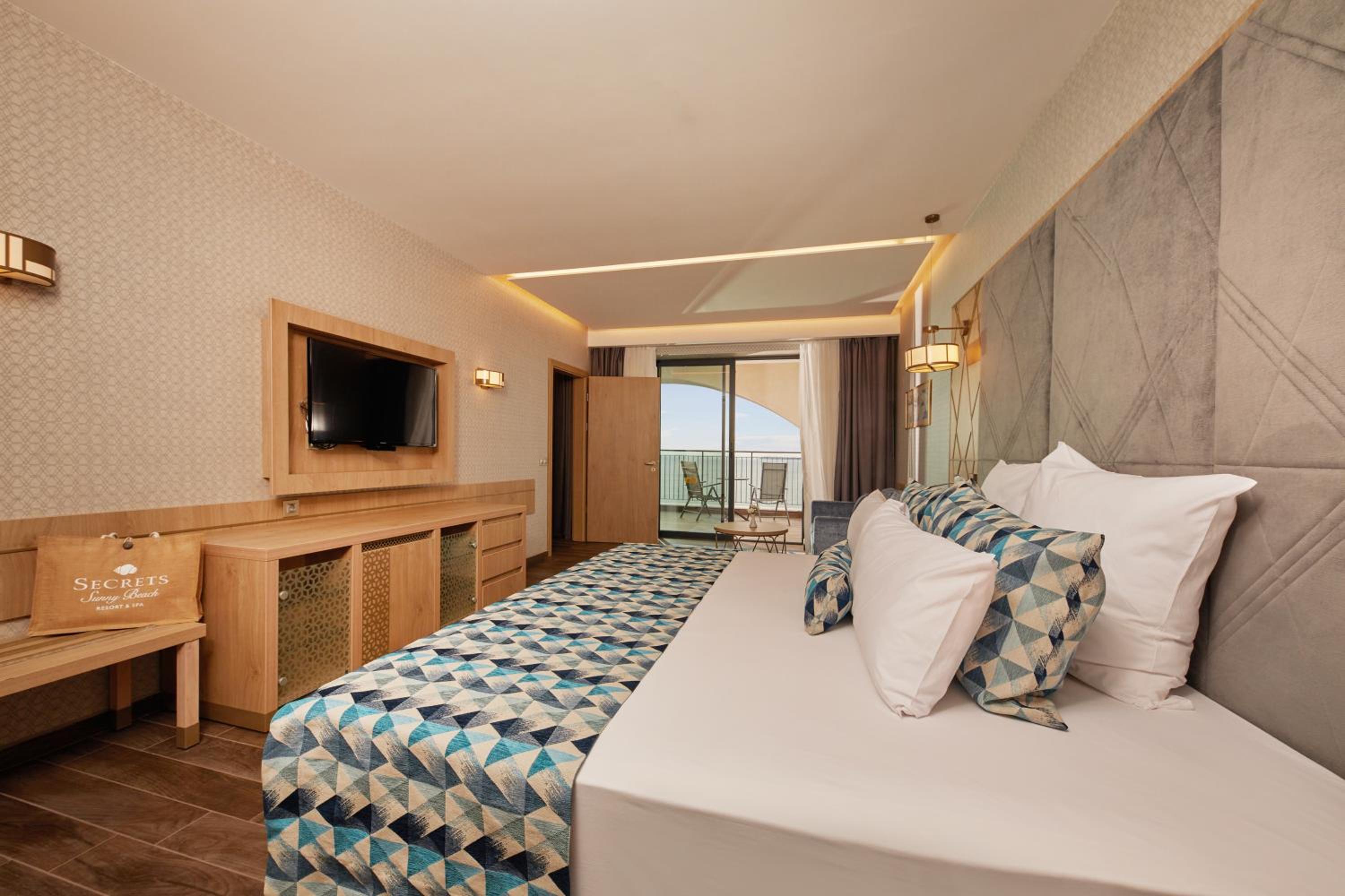 Preferred Club Suite Frontal Sea View