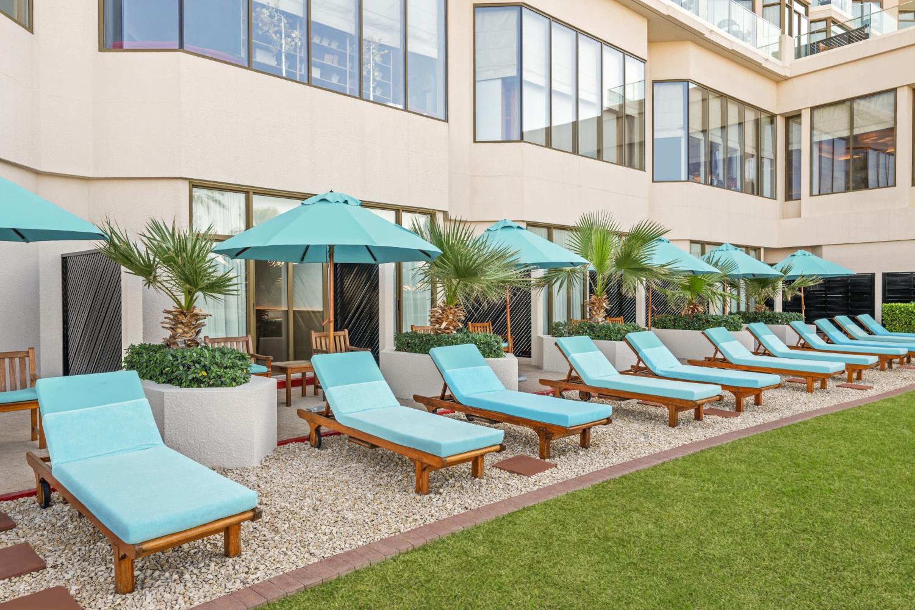 Cabana Room, Private Terrace, Direct Pool & Beach Access