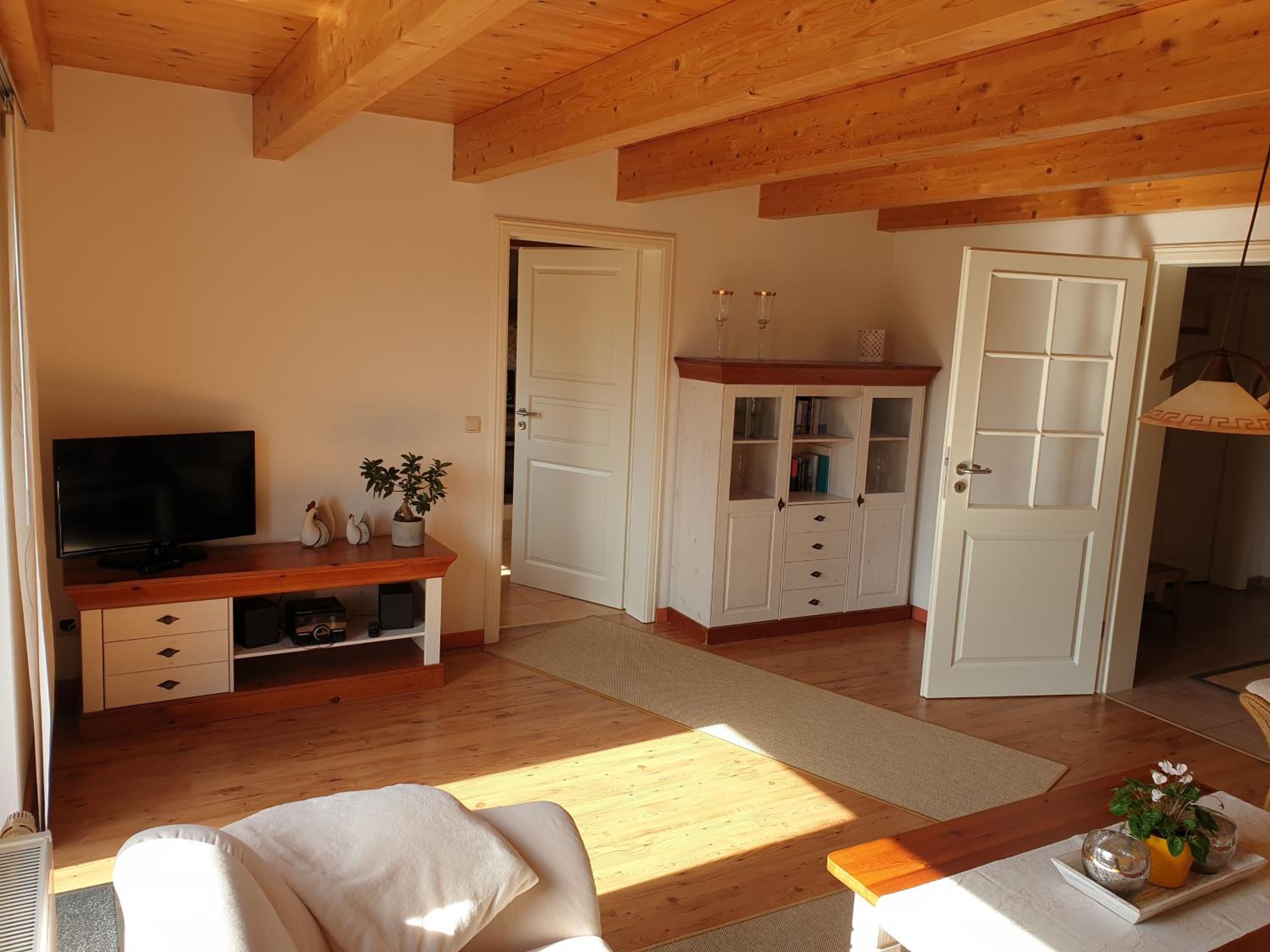 One-Bedroom Apartment with Terrace photo 3