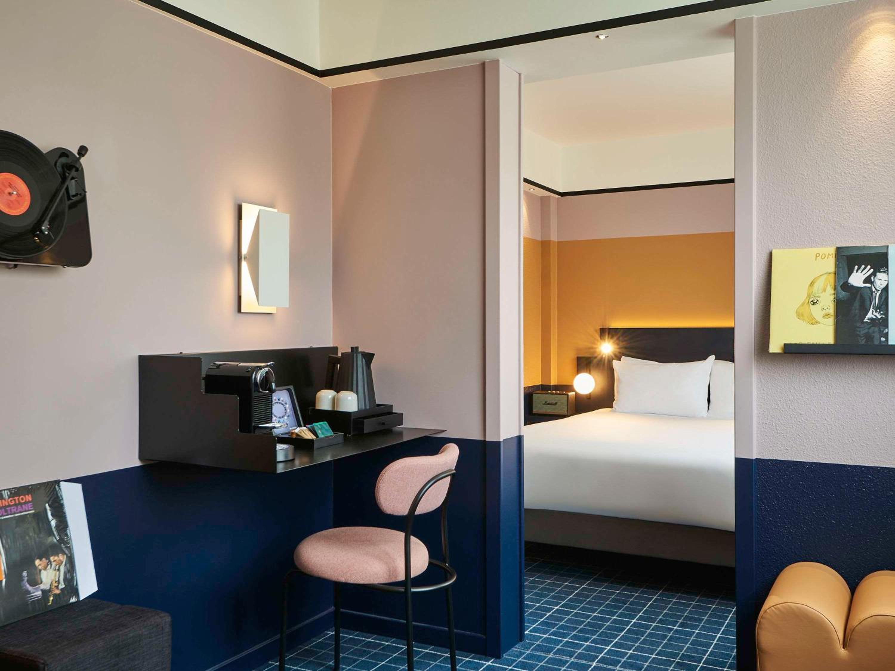 Suite with One Double Bed and One Sofabed