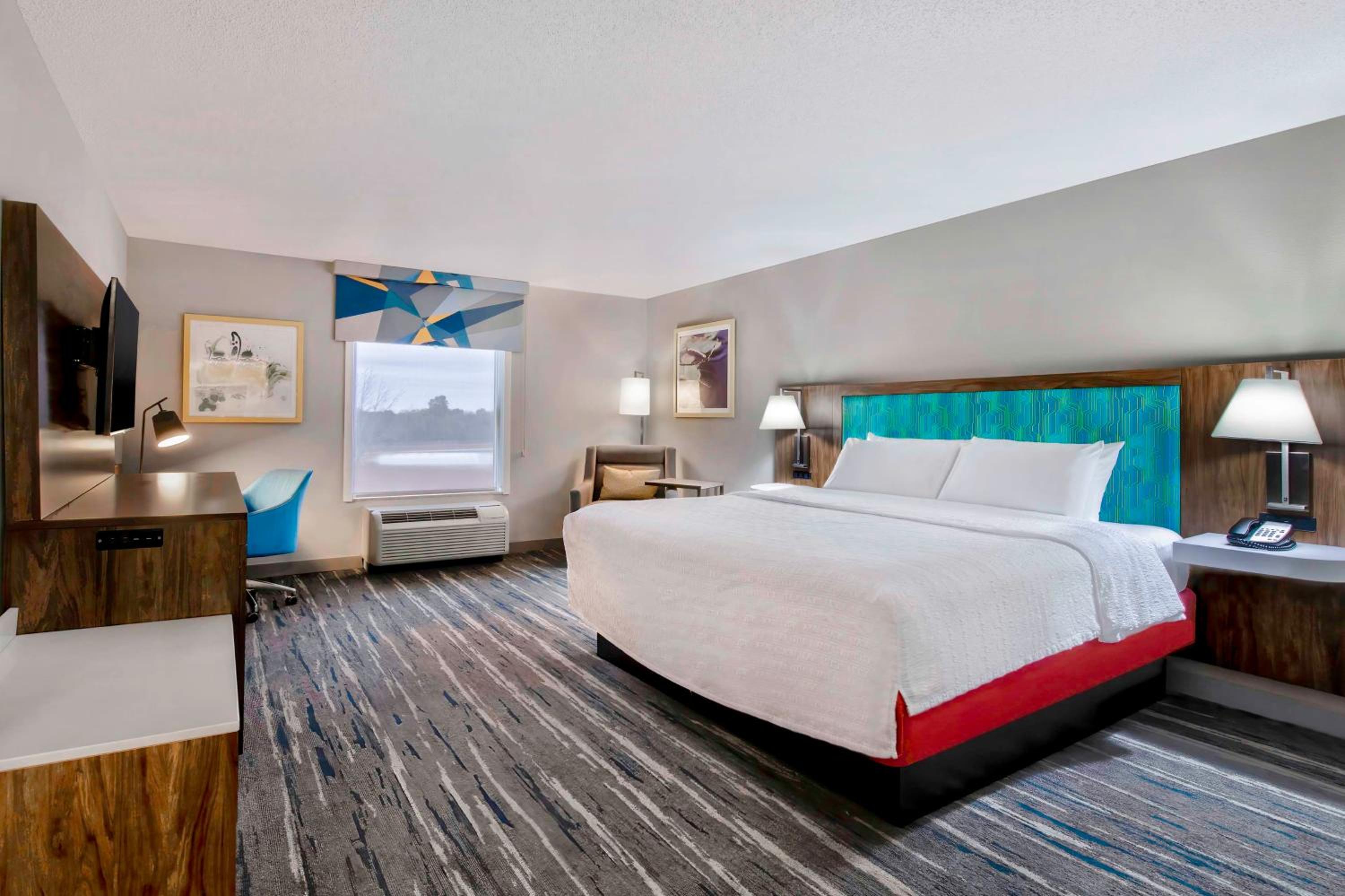 King Room - Non-Smoking - Photo 1