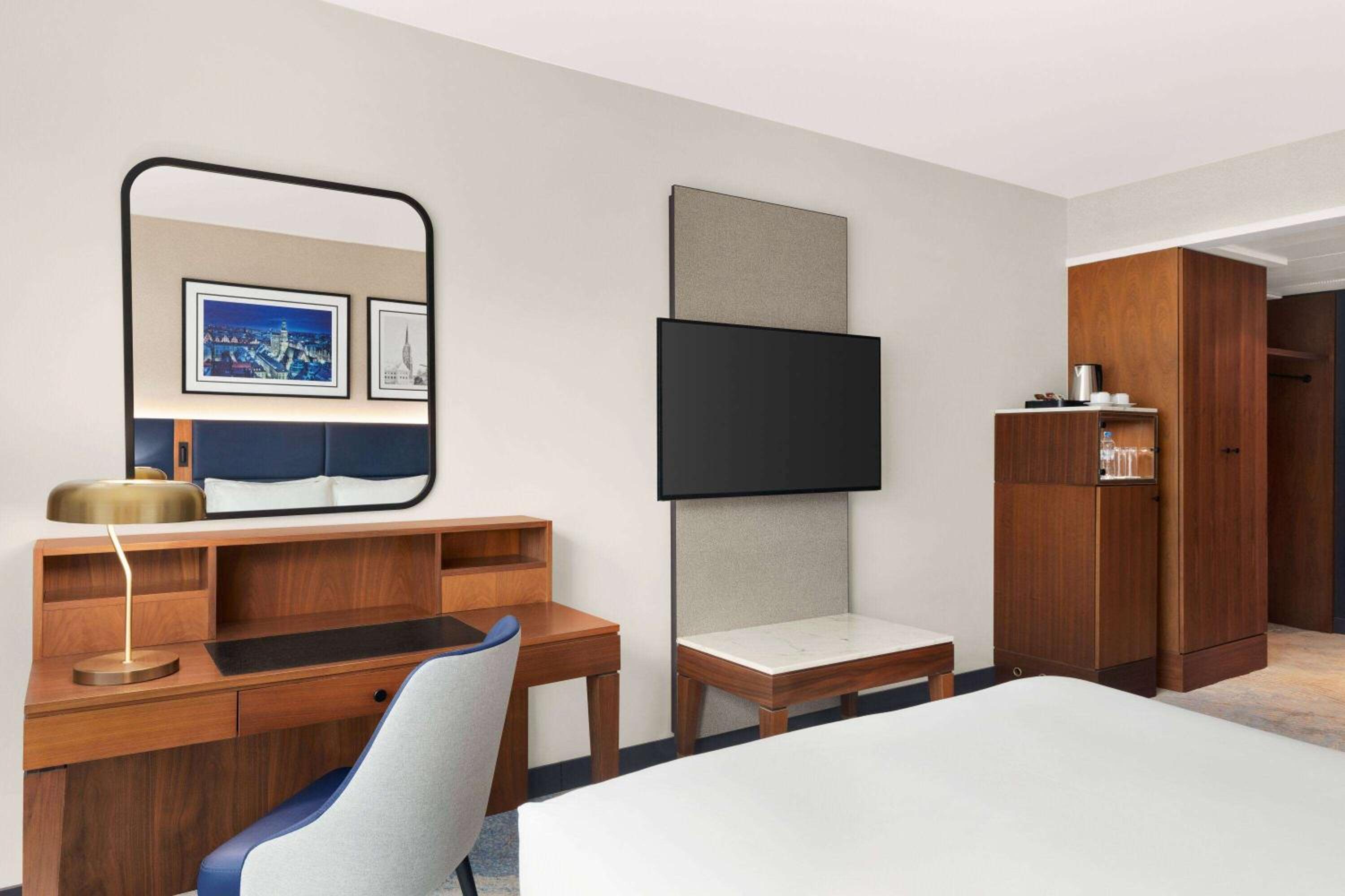Classic King Room - Mobility Access - Photo 3