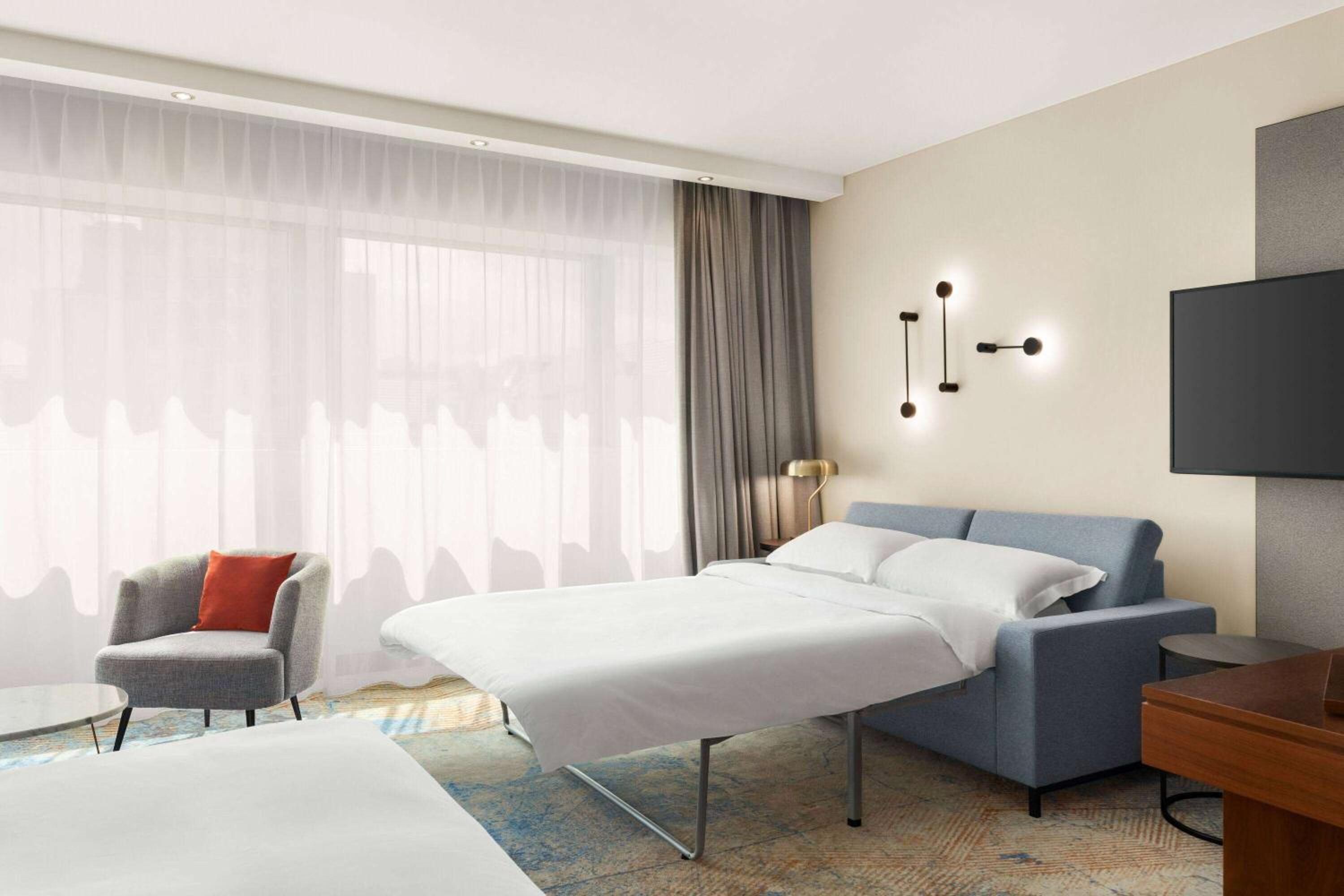 Junior King Suite - Photo 5