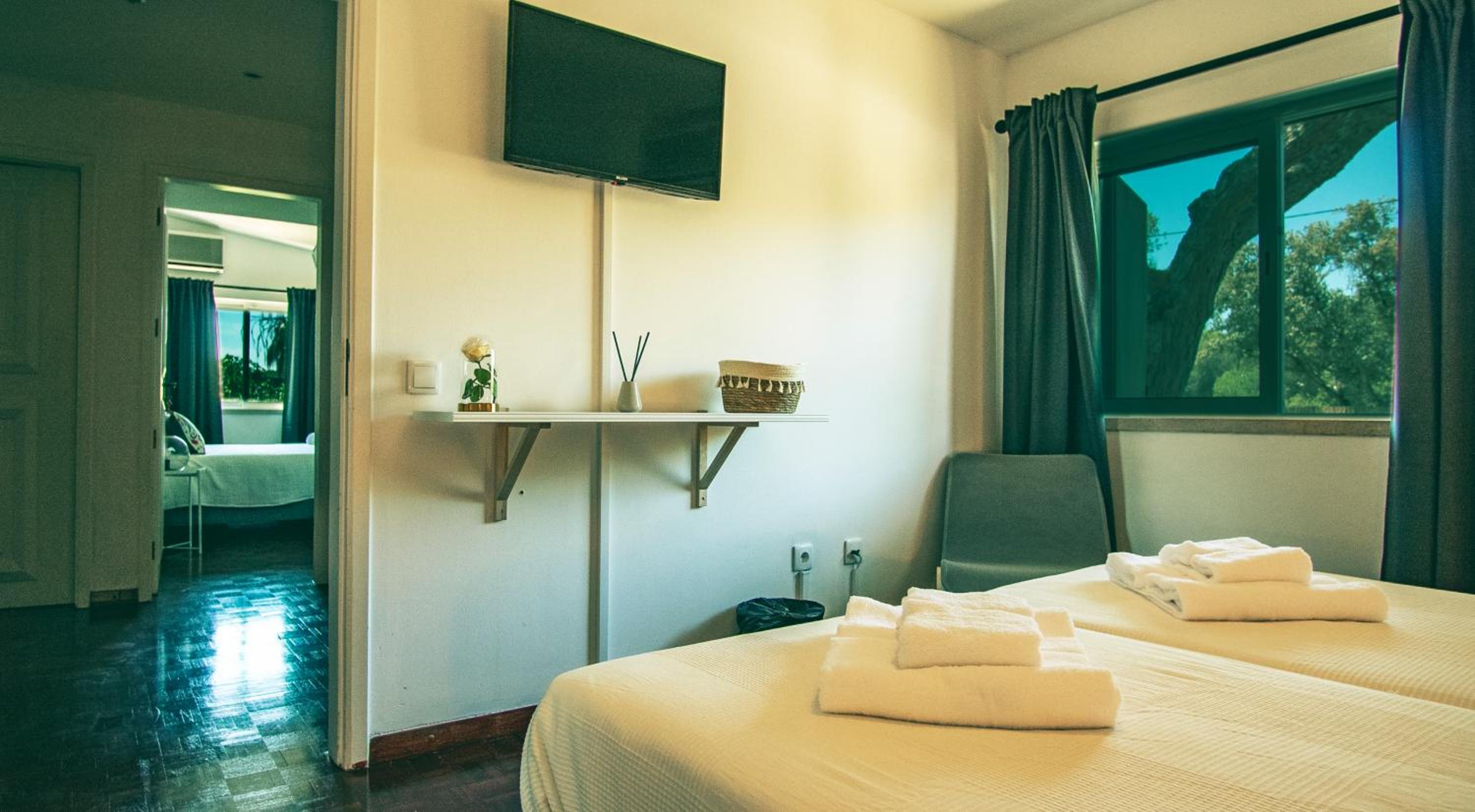 Standard Double Room with Shared Bathroom photo 3