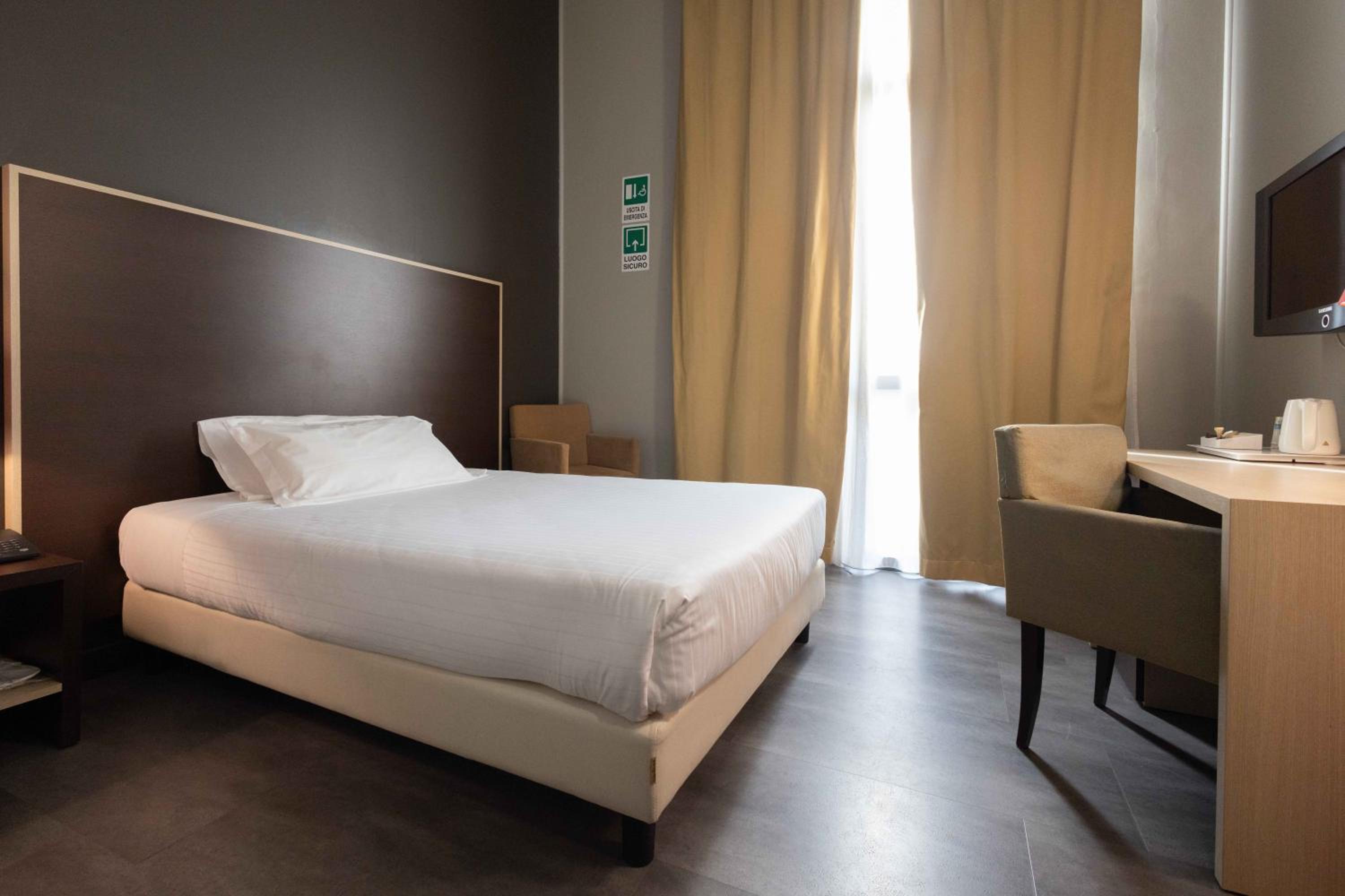 Basic Single Room