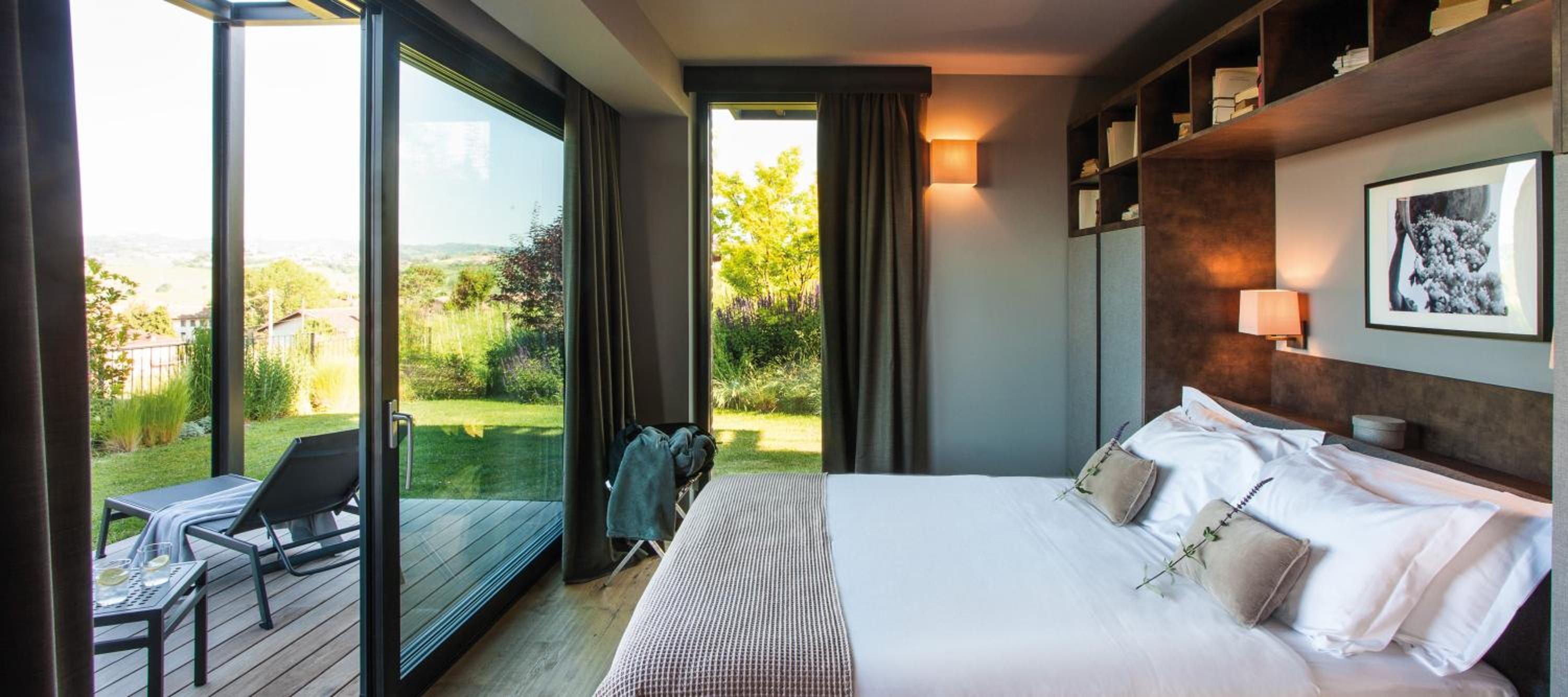 Suite with Private Garden photo 1